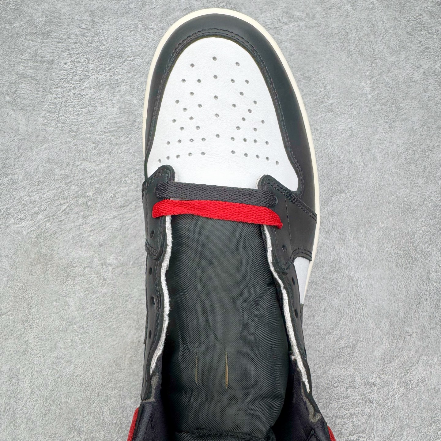 ＃DG纯原福利‼️Air Jordan AJ1 系列 高端零售特供批次 产品品控稳定性领先行业 各方面均