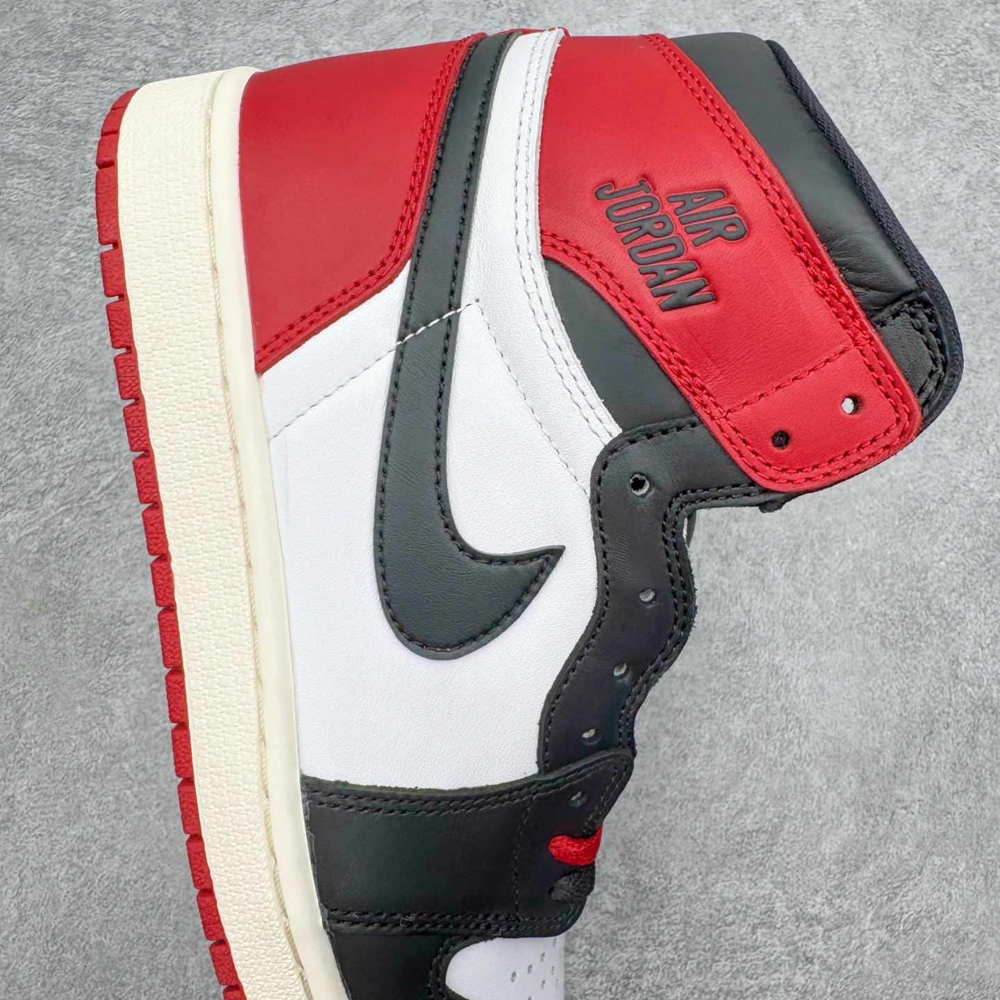＃DG纯原福利‼️Air Jordan AJ1 系列 高端零售特供批次 产品品控稳定性领先行业 各方面均