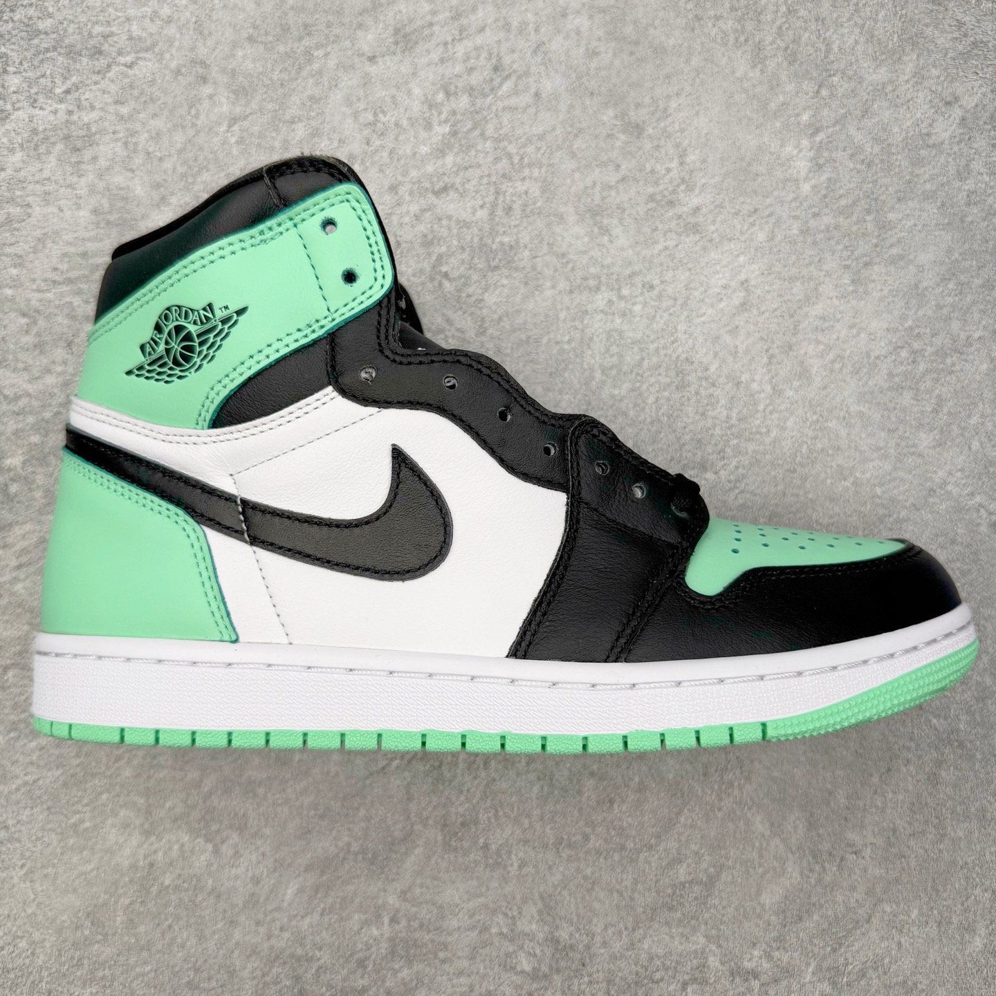 ＃DG纯原福利‼️Air Jordan AJ1 系列 高端零售特供批次 产品品控稳定性领先行业 各方面均