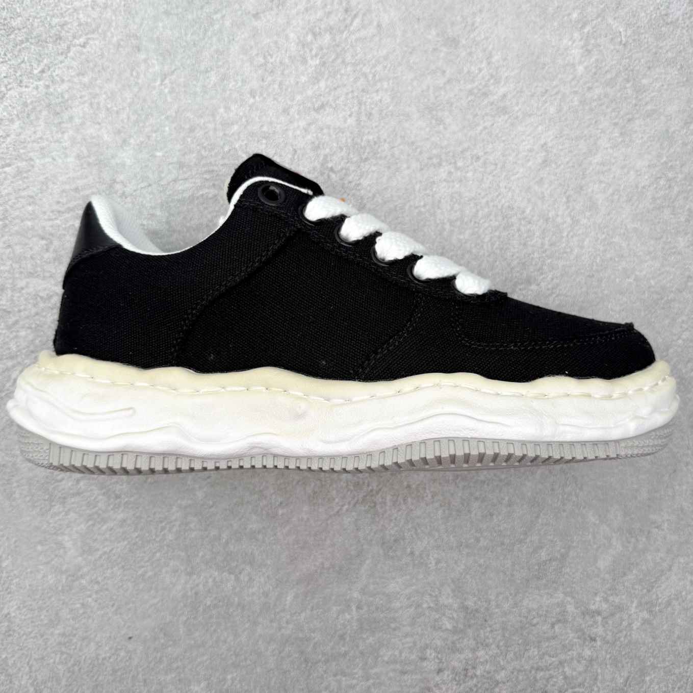 Maison Mihara Yasuhiro Wayne Sneakers 三原康裕空军创新溶解风变形溶