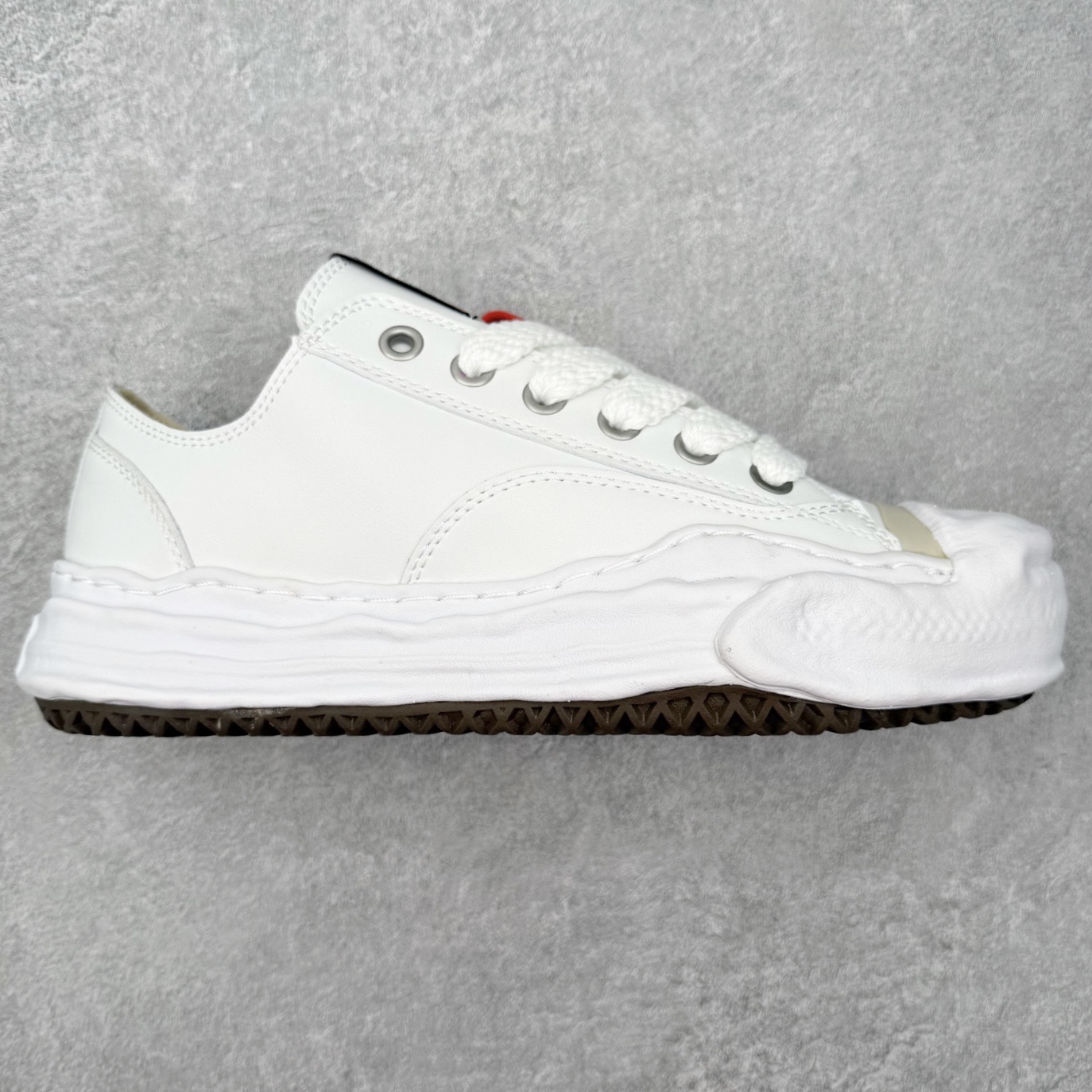 Maison Mihara Yasuhiro Hank Sneakers 三原康裕开口笑创新溶解风变形溶