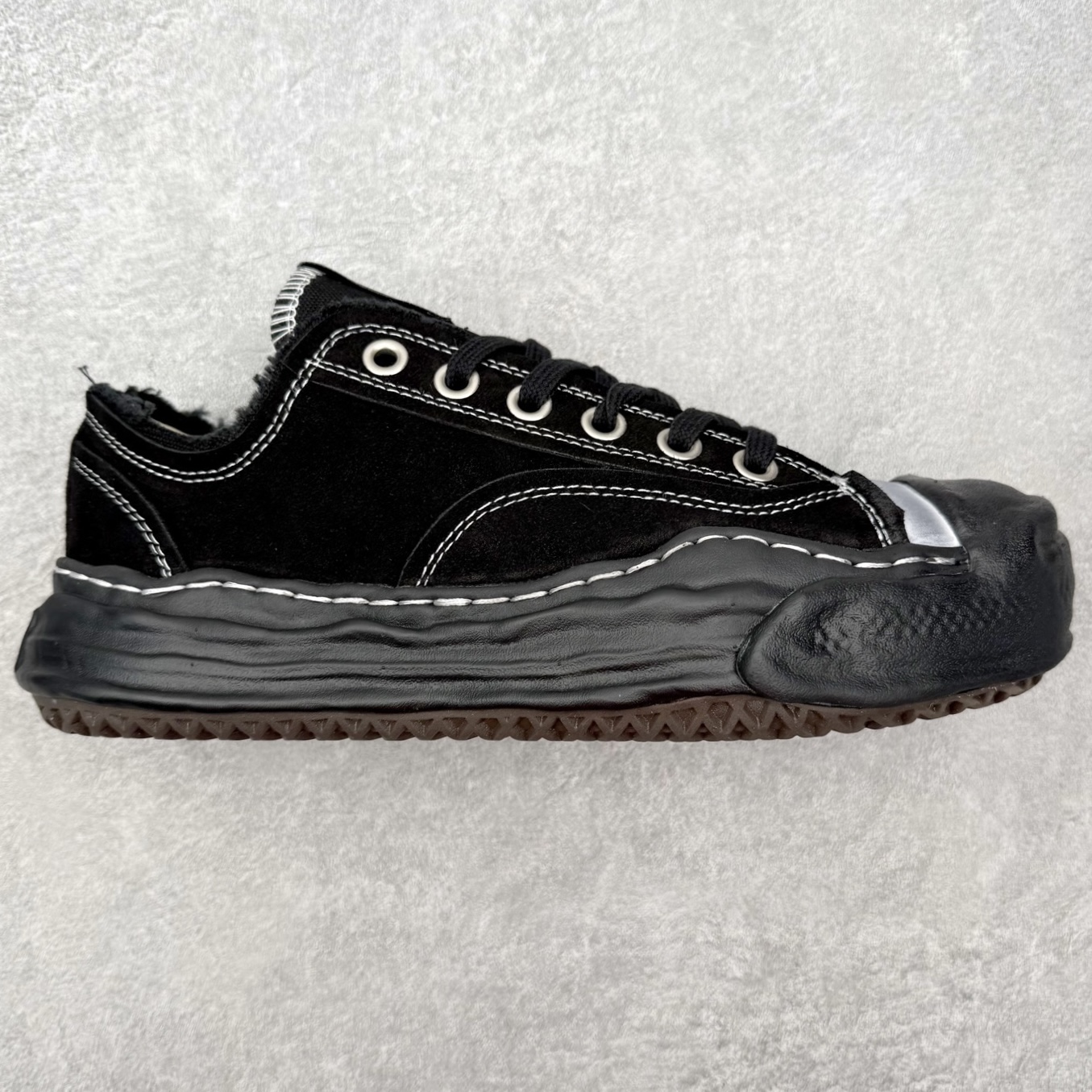 Maison Mihara Yasuhiro Hank Sneakers 三原康裕开口笑创新溶解风变形溶