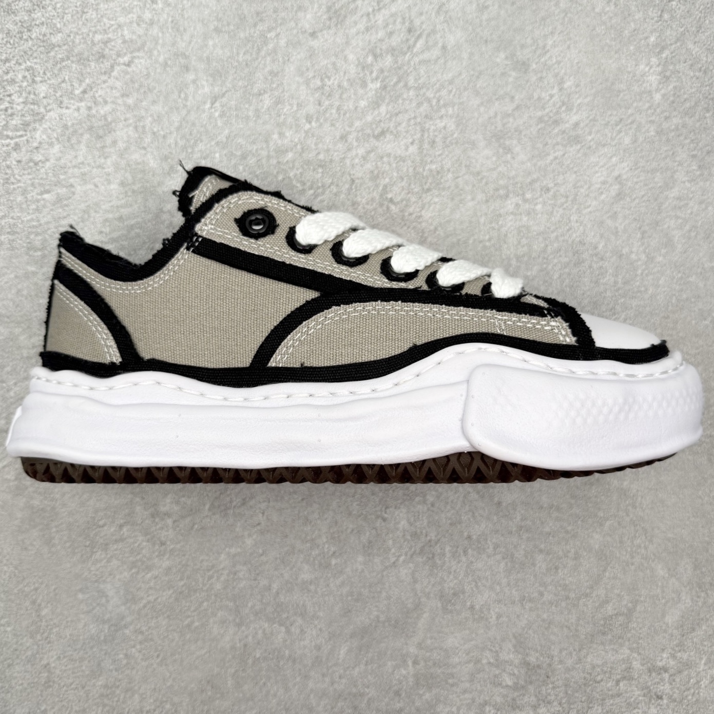 Maison Mihara Yasuhiro Peterson Sneakers 三原康裕创新溶解风变形