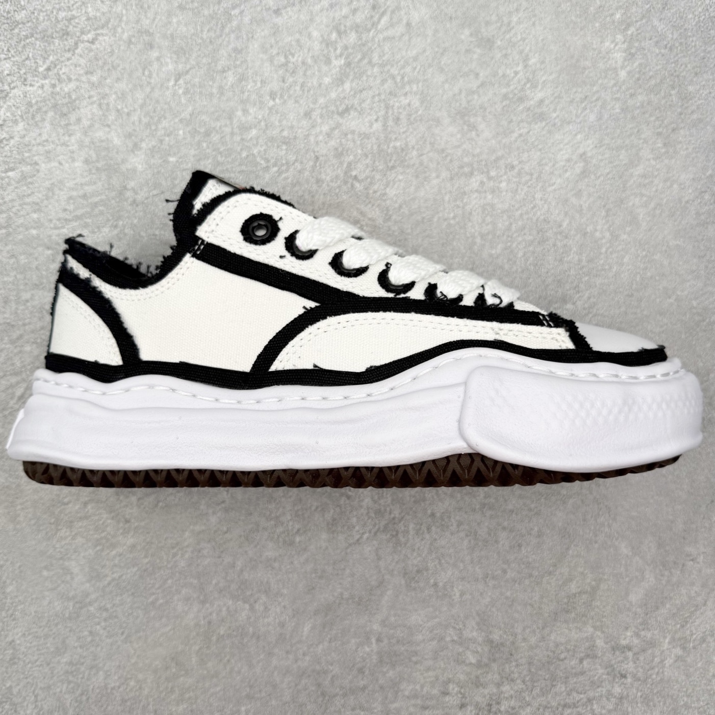 Maison Mihara Yasuhiro Peterson Sneakers 三原康裕创新溶解风变形