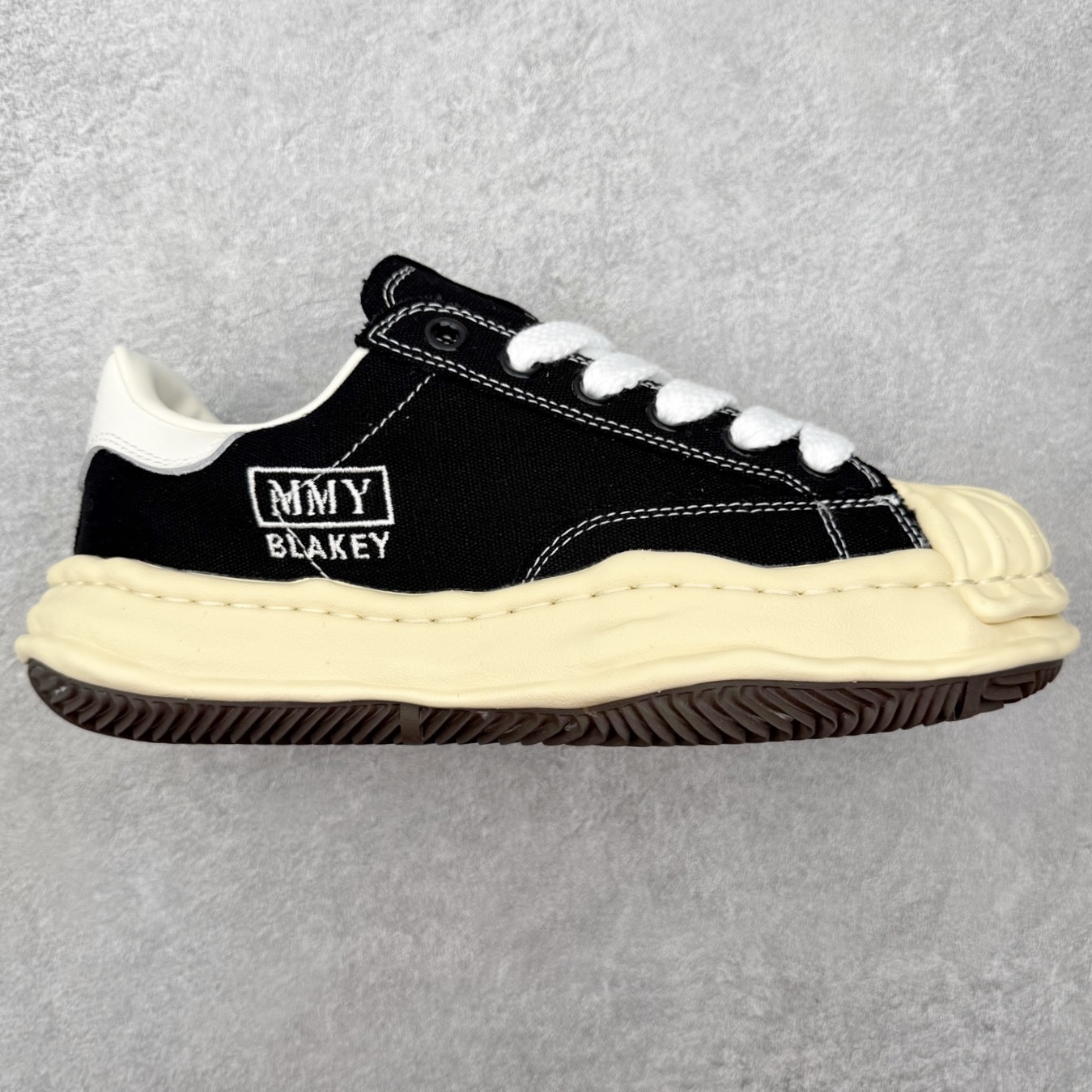 Maison Mihara Yasuhiro Blakey Sneakers 三原康裕贝壳头创新溶解风变