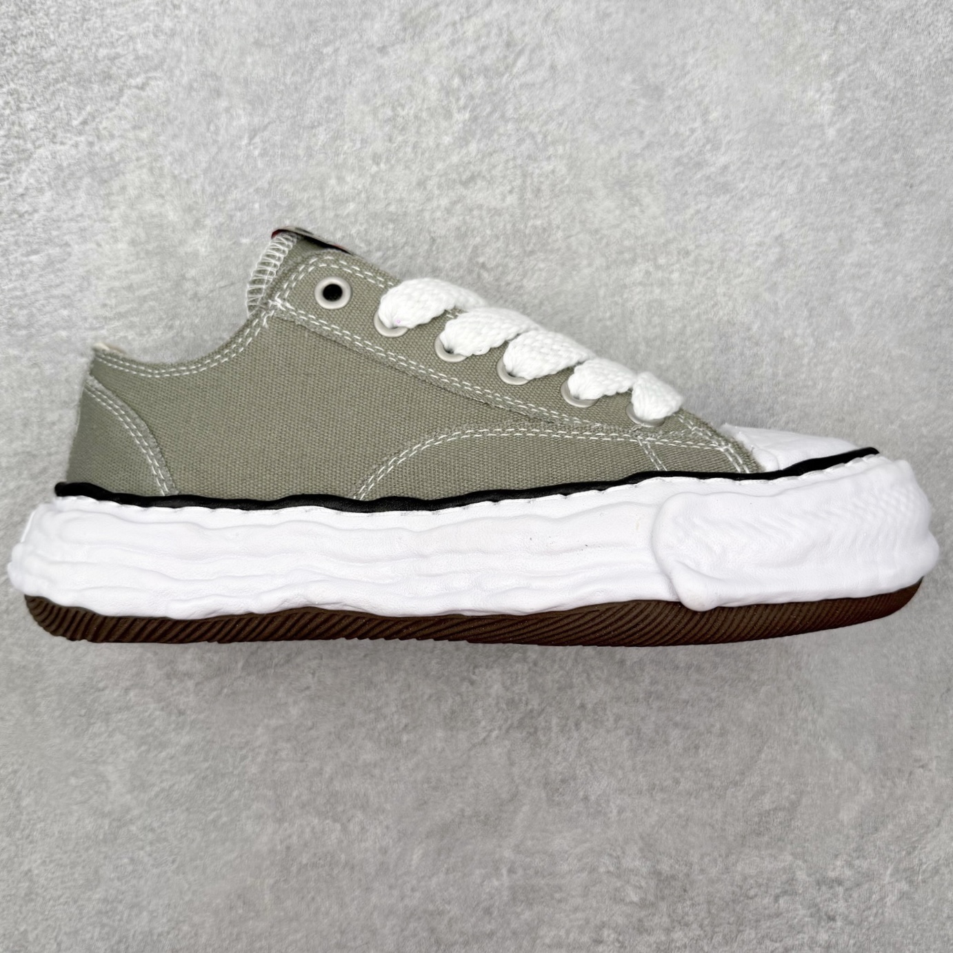 Maison Mihara Yasuhiro OG Sole Sneakers 三原康裕创新溶解风变形溶