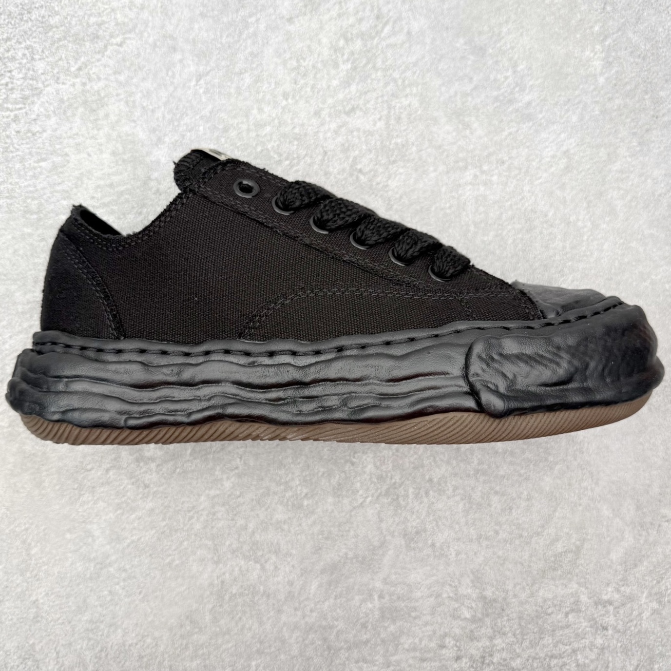 Maison Mihara Yasuhiro OG Sole Sneakers 三原康裕创新溶解风变形溶