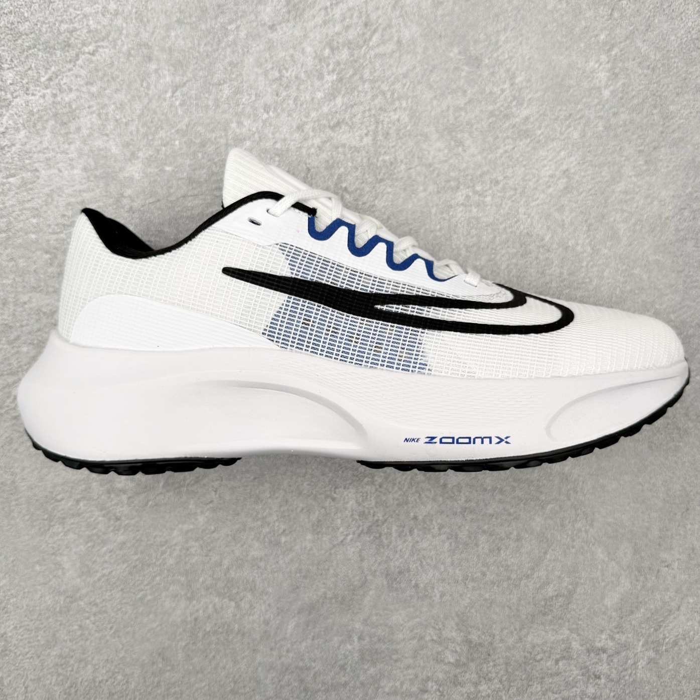 ＃福利特价‼️ NK Zoom Fly 5 马拉松长跑运动休闲缓震碳板跑步鞋 实拍调校N版已经零色差零失