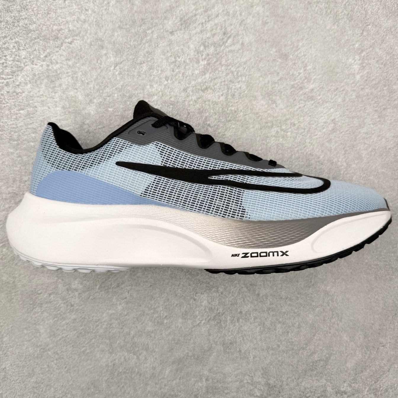 ＃福利特价‼️ NK Zoom Fly 5 马拉松长跑运动休闲缓震碳板跑步鞋 实拍调校N版已经零色差零失