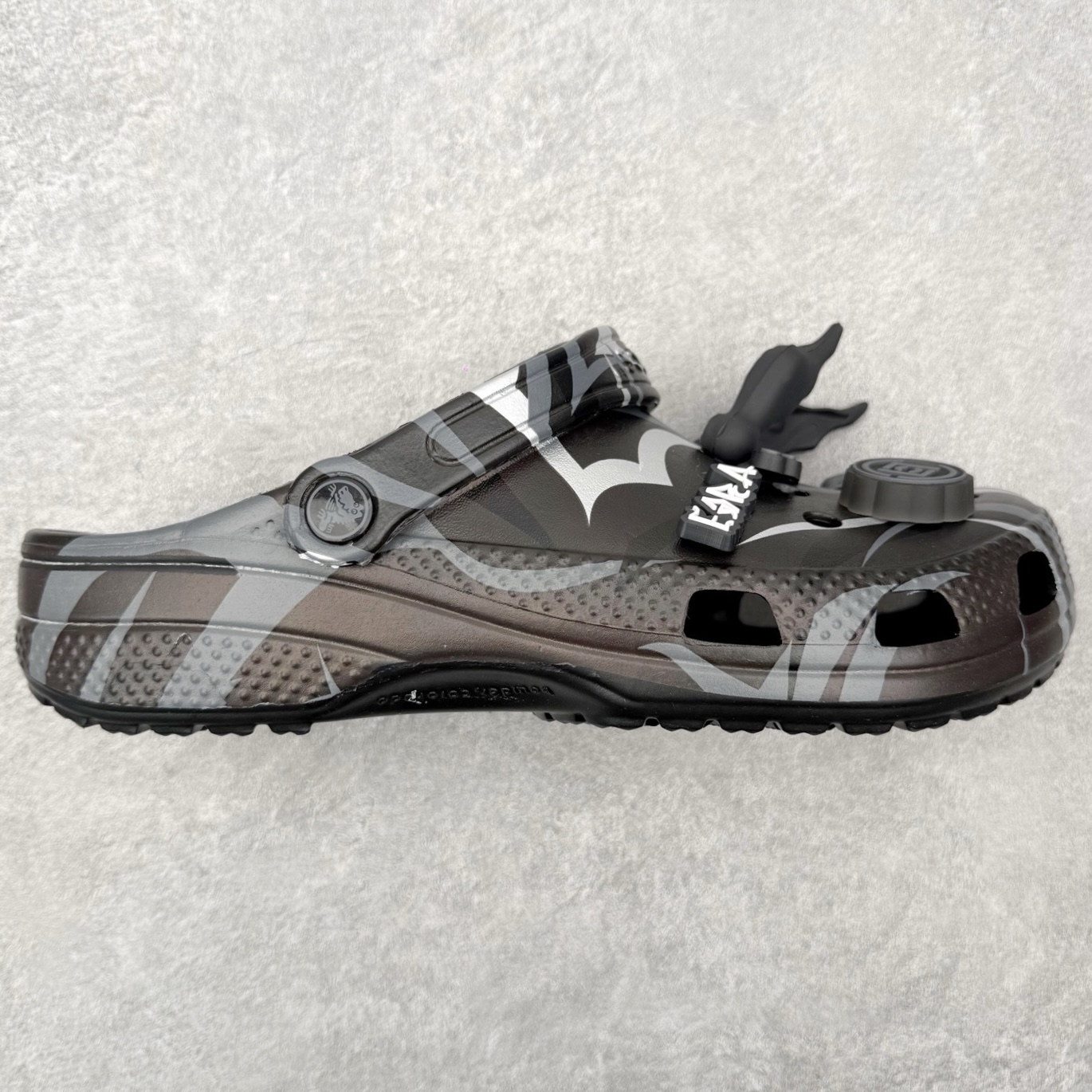 Clot x Crocs Classic Clog卡骆驰陈冠希联名限定合作系列EVA经典一脚蹬包头洞洞鞋