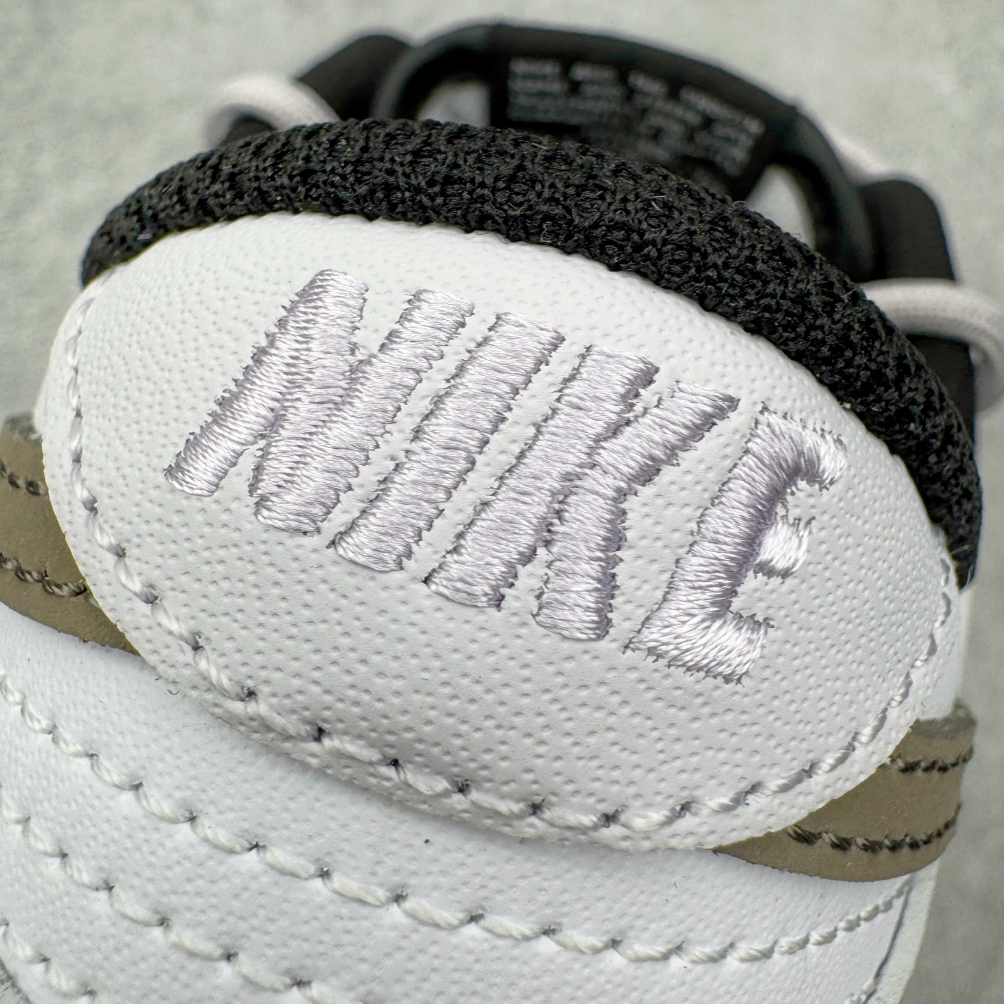 ＃YC纯原 NK Dunk Low 暮山紫 CW1590-100 此款灵感取自天光将尽时，远山那一抹氤氲