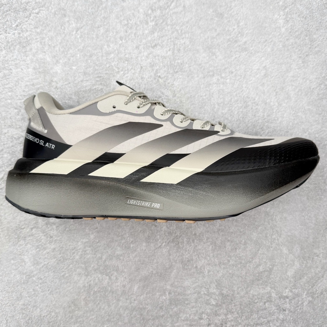 AD Adizero EVO SL ATR M 马拉松竞速专业跑鞋 CELERMESH针织网面非常轻薄 