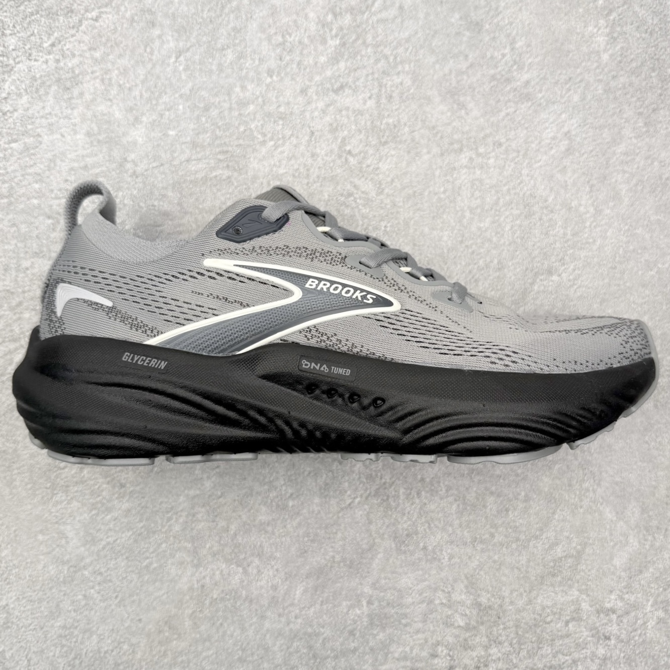 ＃福利特价‼️Brooks Glycerin GTS 22 布鲁克斯舒适百搭宽版防滑耐磨 低帮 休闲马拉