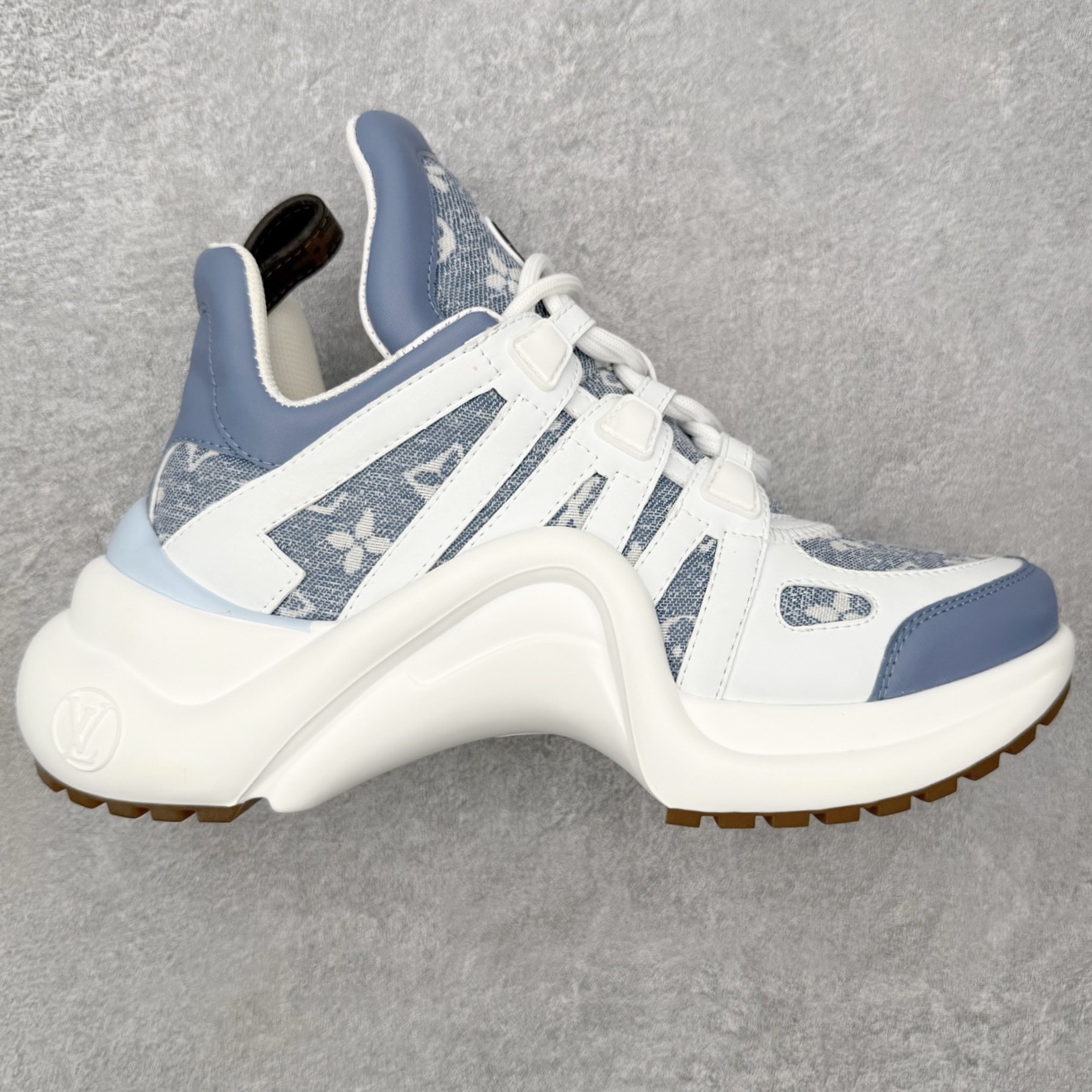 图片[4]-＃纯原 Louis Vuitton Archlight Sneakers lv真皮拼色减震运动弓型舞蹈复古走秀老爹运动鞋 升级2023原装配件5D效果礼盒及全套原装配件包装物#支持感应NFC官网跳转#雪梨形超软沙绒纸团+细节制造精品#采用头层小牛皮革饰片#独立开发TPU回弹中底#组合TPR耐磨外底#超软皮内里脚垫❗ 尺码：35-39-选品中心