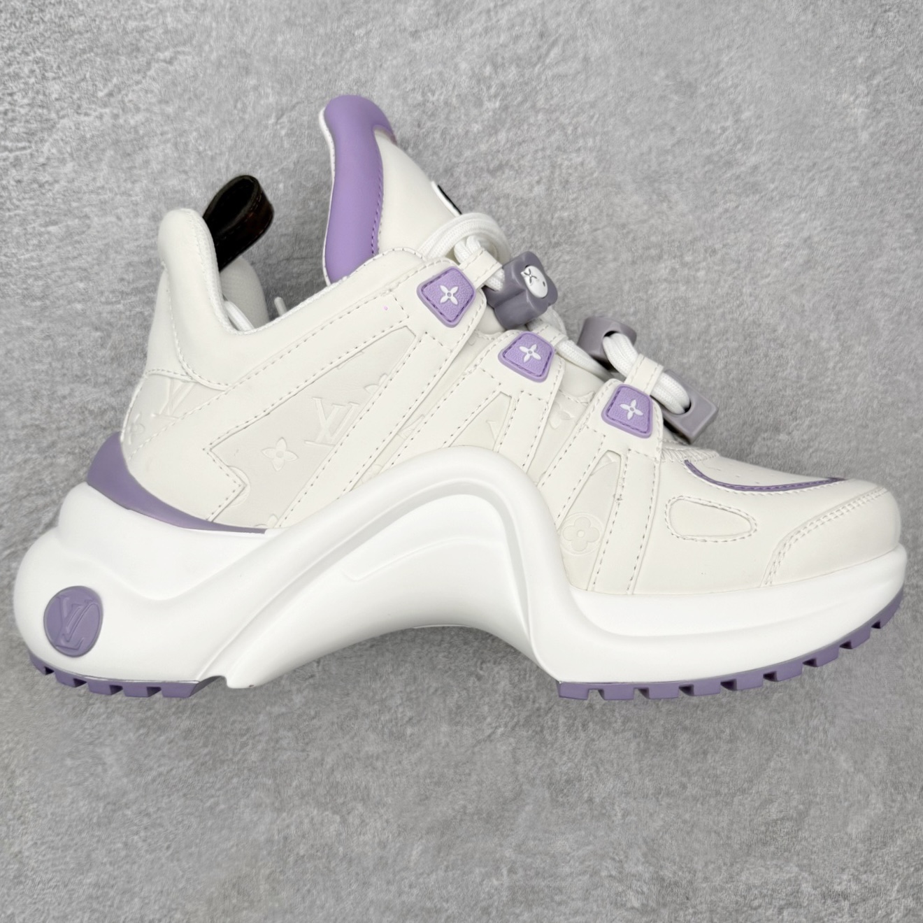 图片[8]-＃纯原 Louis Vuitton Archlight Sneakers lv真皮拼色减震运动弓型舞蹈复古走秀老爹运动鞋 升级2023原装配件5D效果礼盒及全套原装配件包装物#支持感应NFC官网跳转#雪梨形超软沙绒纸团+细节制造精品#采用头层小牛皮革饰片#独立开发TPU回弹中底#组合TPR耐磨外底#超软皮内里脚垫❗ 尺码：35-39-选品中心