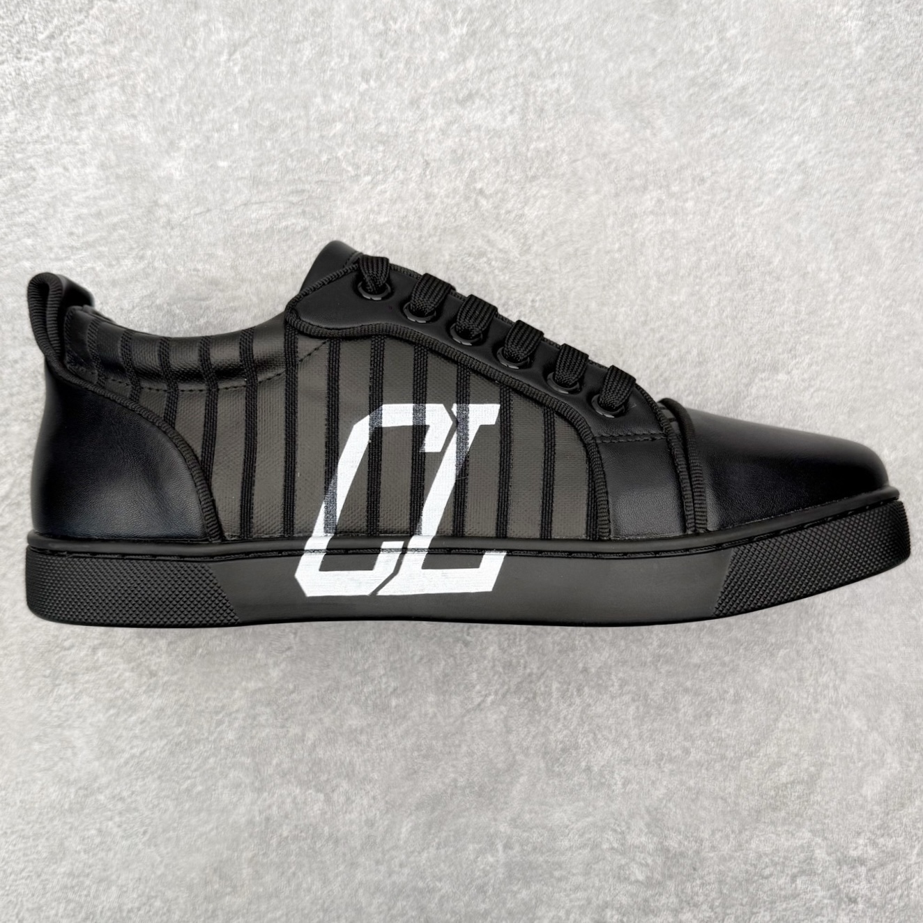 ＃莞产 Christian Louboutin CL（路铂廷） 红底鞋 男鞋低帮红底鞋水钻系带运动休闲板