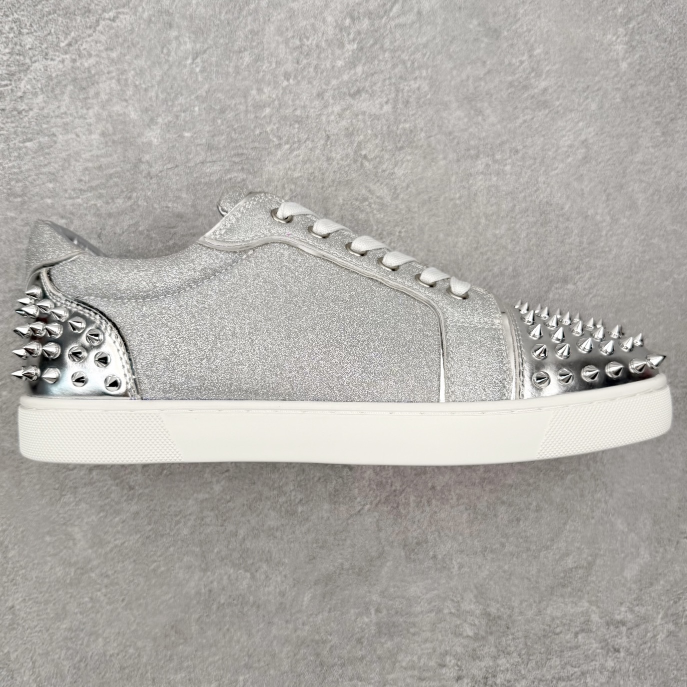 ＃莞产 Christian Louboutin CL（路铂廷） 红底鞋 男鞋低帮红底鞋水钻系带运动休闲板
