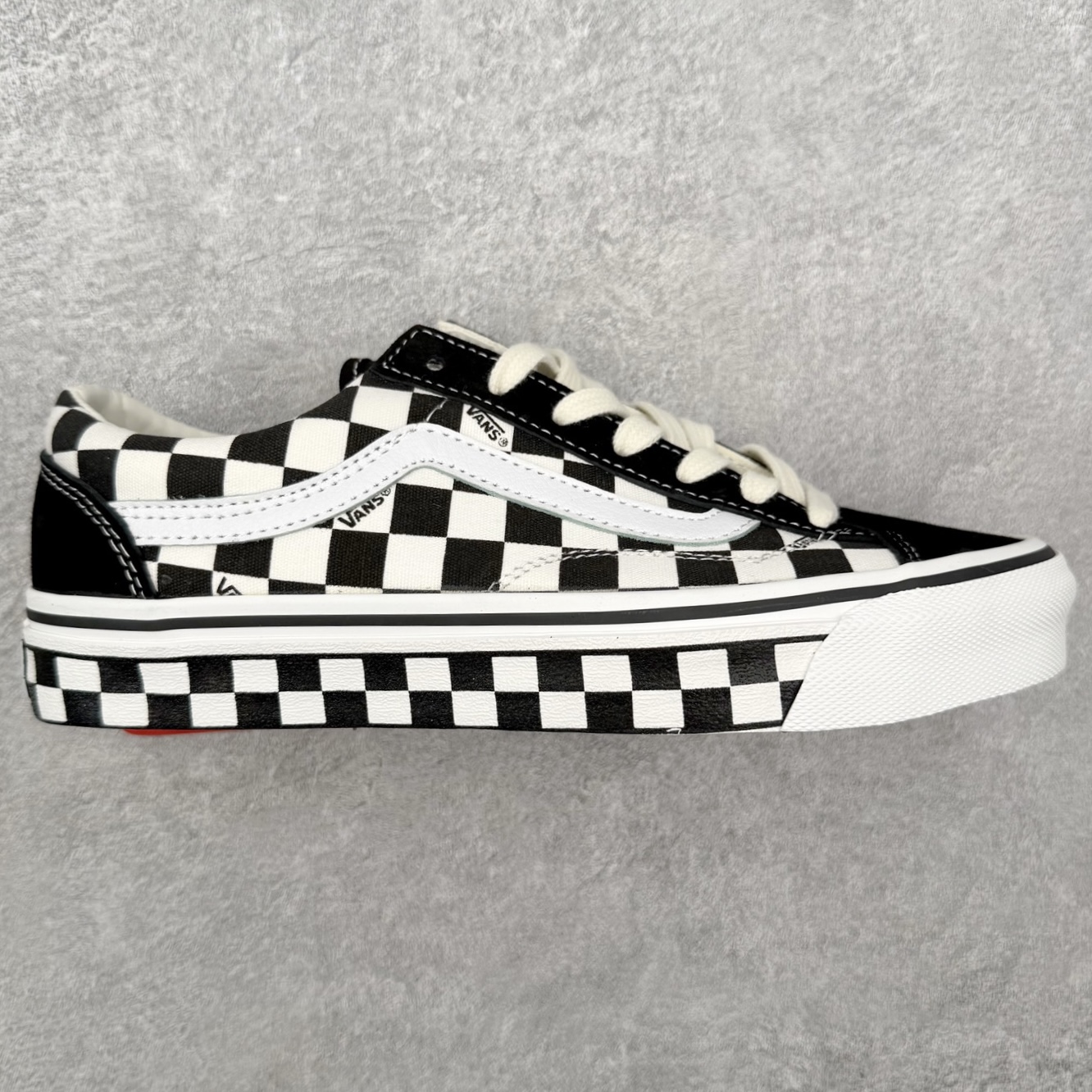 Vans Old Skool 36 LX-BMX 黑白棋盘格男女休闲帆布鞋Vans Premium 高阶