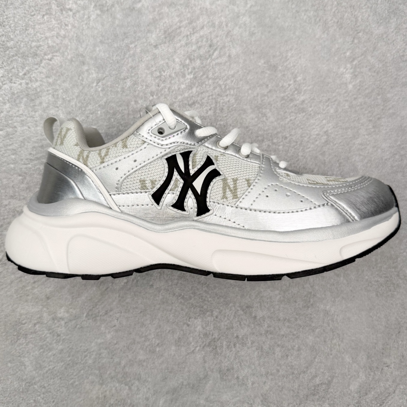 ＃DT纯原福利‼️MLB Chunky Runner 2024S 复古印花老爹鞋系列低帮轻量增高厚底百搭