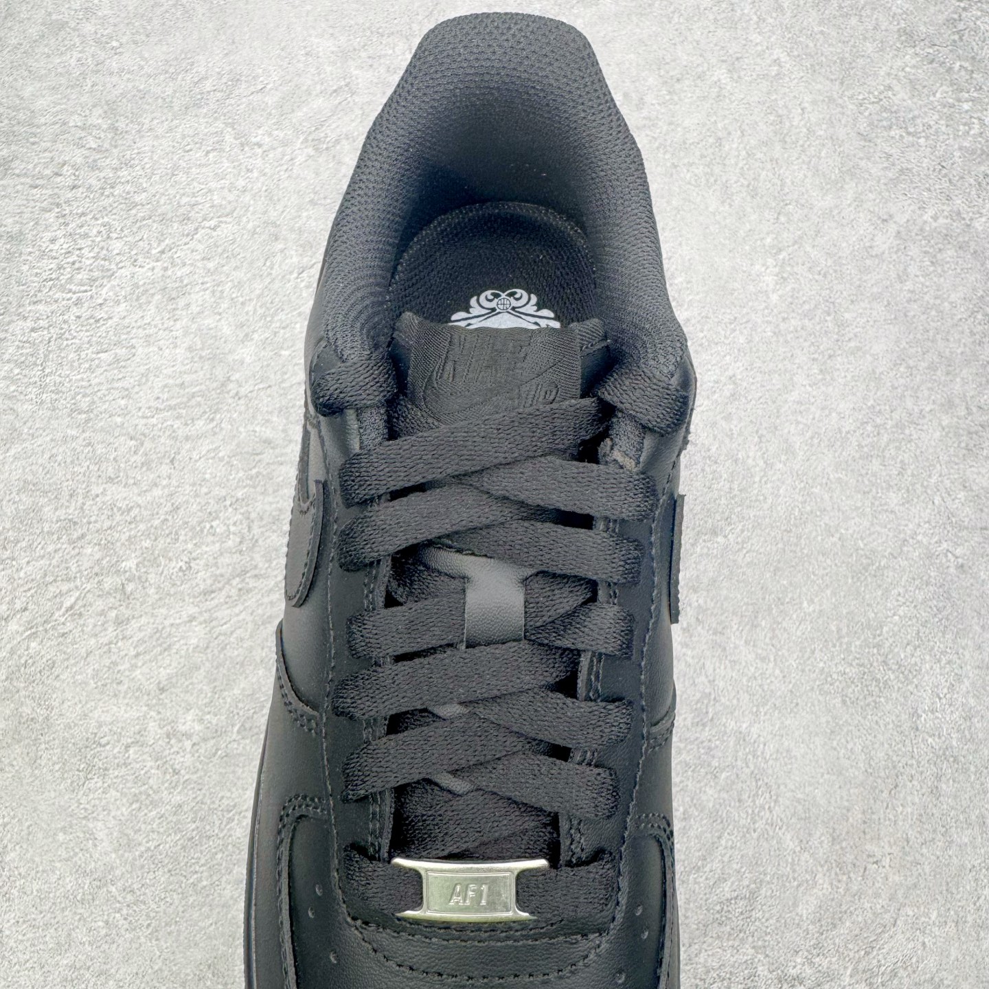 ＃VF专柜版 NK Air Force 1 Low '07 空军一号低帮经典板鞋 全黑 CW2288-0