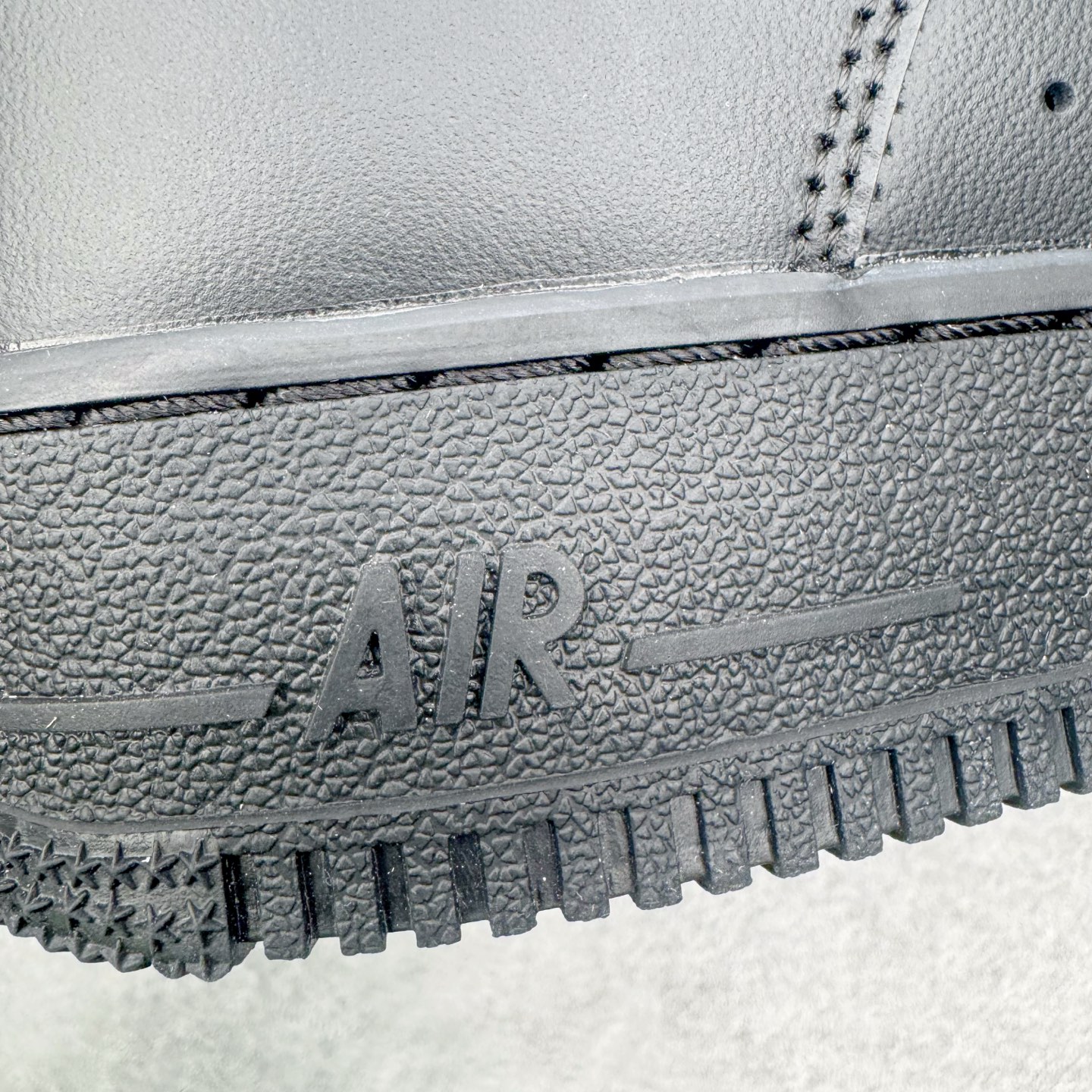 ＃VF专柜版 NK Air Force 1 Low '07 空军一号低帮经典板鞋 全黑 CW2288-0