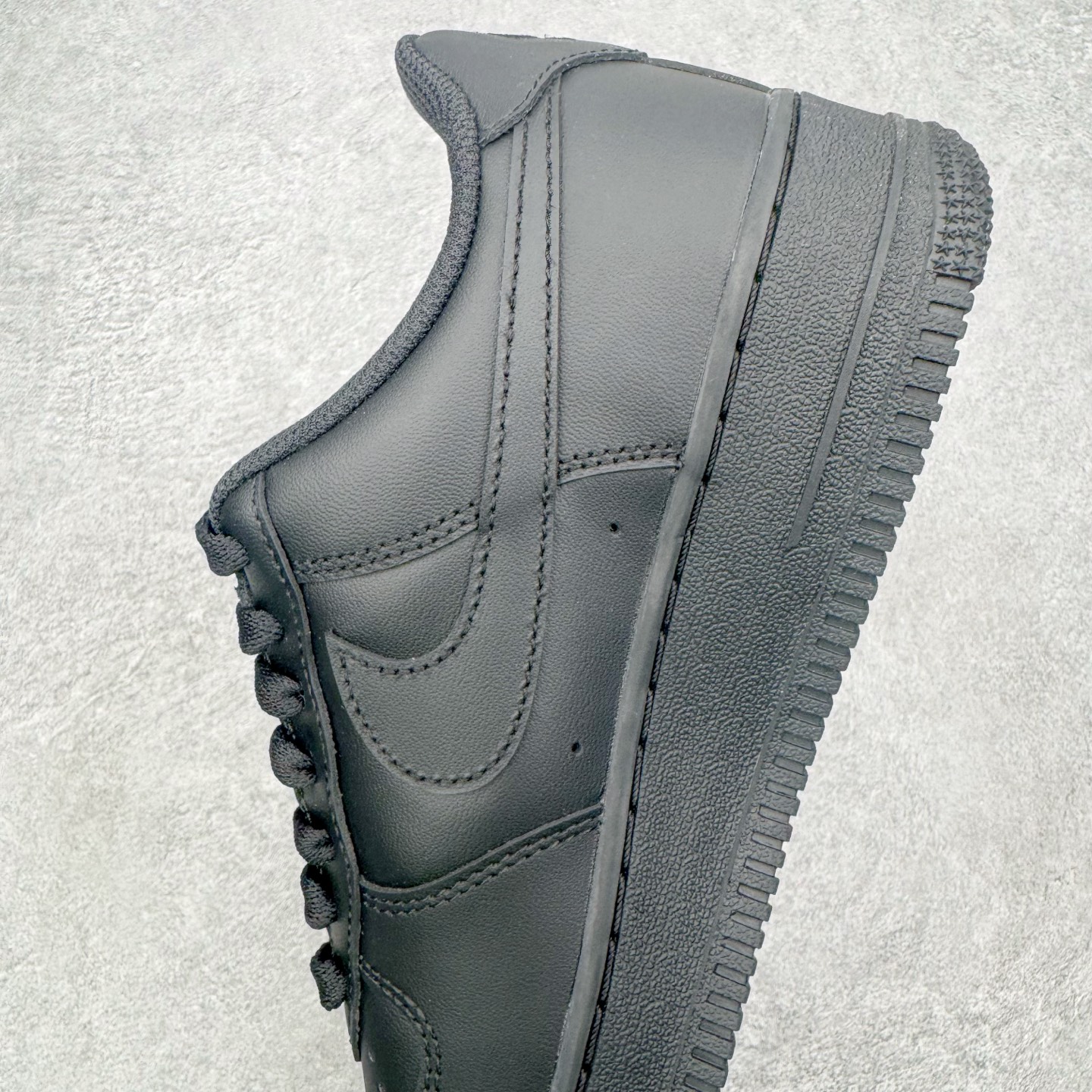 ＃VF专柜版 NK Air Force 1 Low '07 空军一号低帮经典板鞋 全黑 CW2288-0