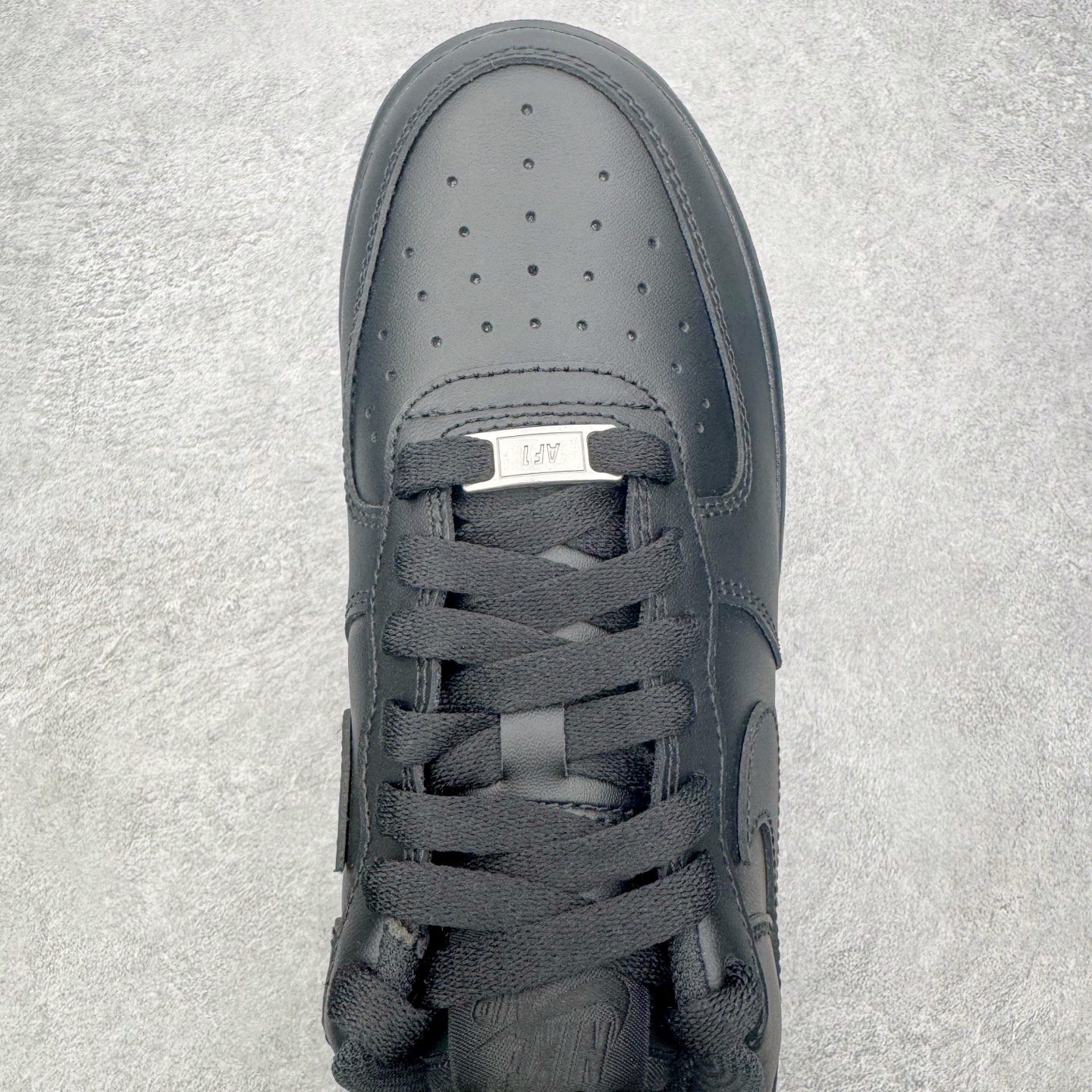 ＃VF专柜版 NK Air Force 1 Low '07 空军一号低帮经典板鞋 全黑 CW2288-0