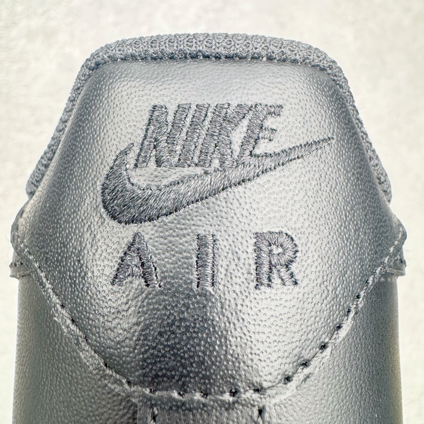 ＃VF专柜版 NK Air Force 1 Low '07 空军一号低帮经典板鞋 全黑 CW2288-0