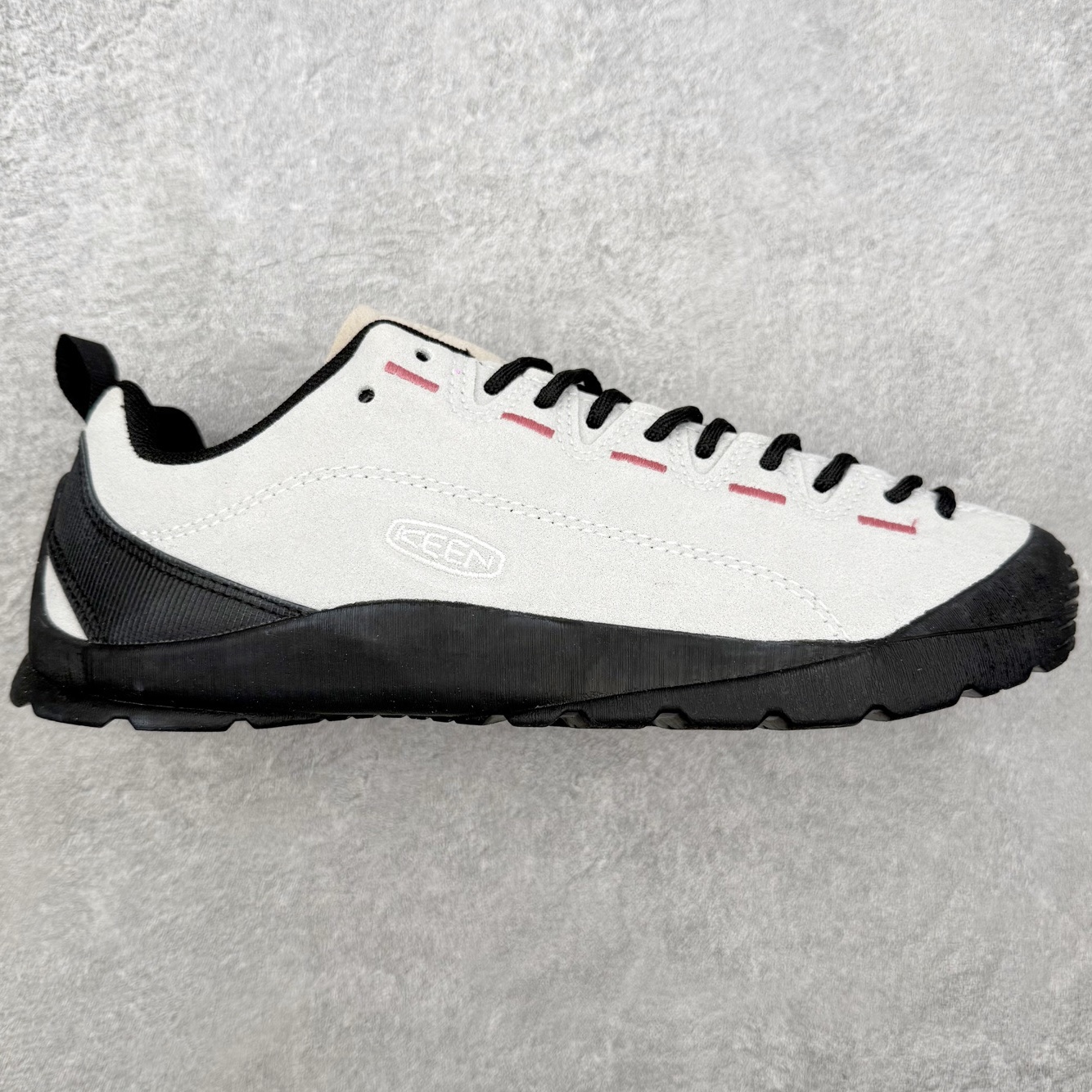 ＃XN纯原 Keen Jasper Rocks SP 美国人气户外品牌-科恩贾斯珀都市系列复古低帮系带户外风露营徒步登山运动训练鞋 采用反绒鞋面 鞋带系绑系统 微纤维面料内衬 刀切纹鞋底 集防滑、耐磨、透气、保暖于一体 原楦型开发纸版 采用固色翻毛皮鞋面材质 内嵌高密度EVA发泡缓震脚垫 外置一体式包裹防滑防剐蹭耐磨橡胶大底 向经典的90年代致敬 山系神级鞋履 尺码：35.5 36 37 37.5 38 38.5 39 39.5 40 40.5 41 42 42.5 43 44-选品中心