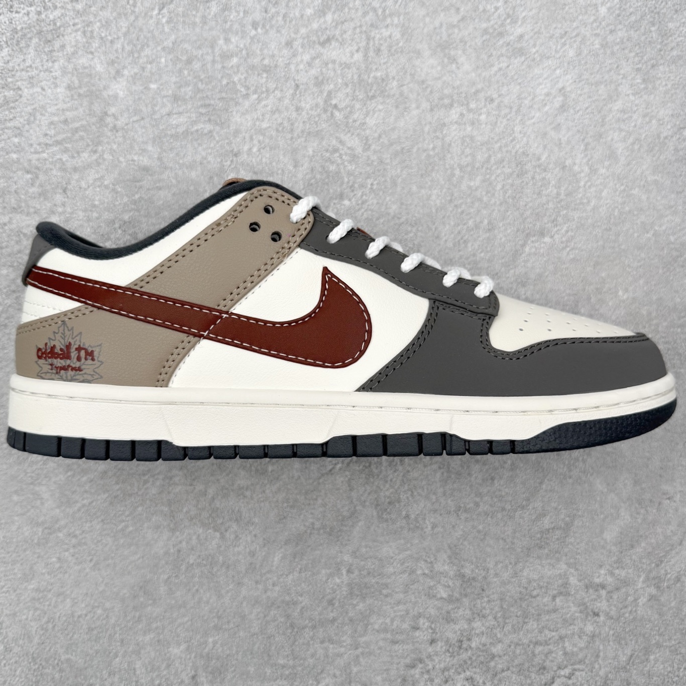 ＃F版 NK Dunk SB Low 时尚舒适 防滑耐磨低帮板鞋 IM6670-202 实力大厂出品 新配色陆续开发 利润个位数只为口碑 全套原纸板楦头开发 确保原汁原味 完美呈现DUNK版型 一比一鞋头弧度高度鞋身弧度 此版本只针对中端市场 皮料材质有所更替 其他数据细节工艺流程均保持一致 绝不口嗨 细节品控鞋型随意对比 独家私模官方第六代原厂航空铝磨具打磨大底 鞋头坡度极致还原 无解鞋型 原盒原配 圈内天花板工艺 原厂玻璃冲刀 超高清洁度 全鞋零毛边皮料切割 原厂中底布点胶 中底布拉帮走线遵循公司 尺码：36 36.5 37.5 38 38.5 39 40 40.5 41 42 42.5 43 44 44.5 45 46-选品中心