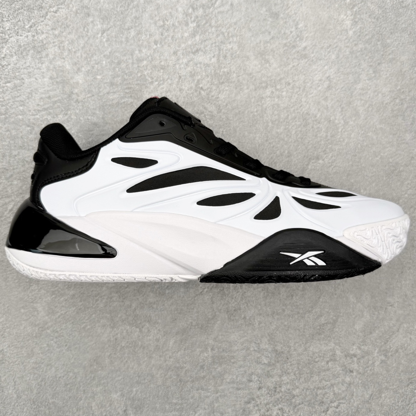 Reebok Angel Reese 1 “Mebounds” 锐步安吉尔里斯一代舒适百搭篮球鞋 从健身