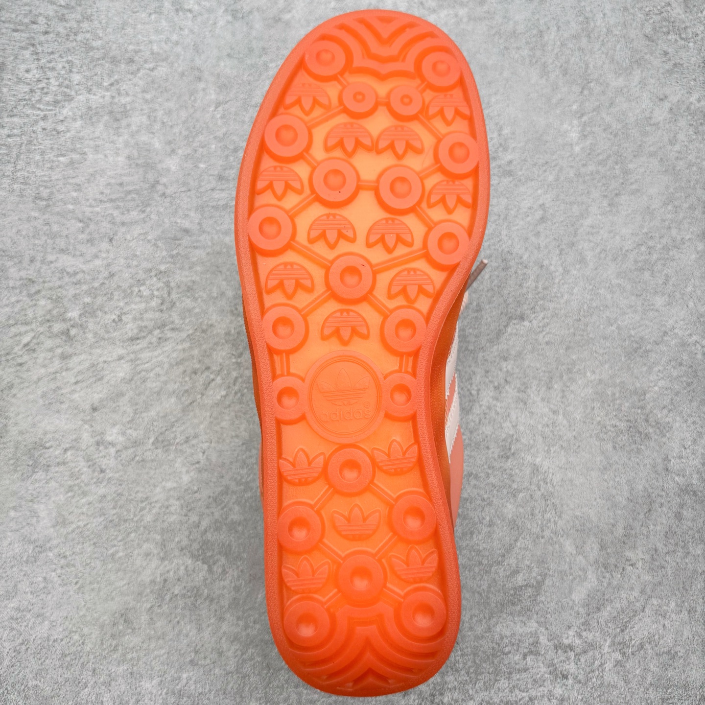 ＃神版 Bad Bunny x AD Gazelle Indoor Trainers 坏痞兔联名羚羊内训