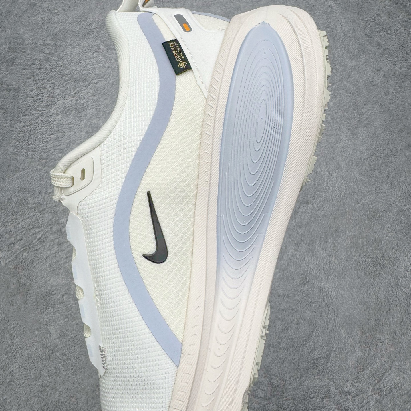 ＃QD纯原 Nike Air Zoom Vomero 18 GORE-TEX Pale Ivory Fo
