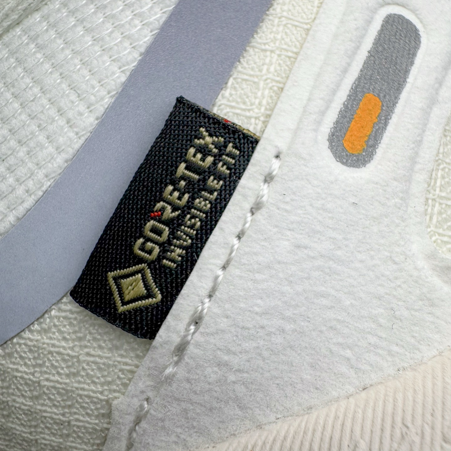 ＃QD纯原 Nike Air Zoom Vomero 18 GORE-TEX Pale Ivory Fo