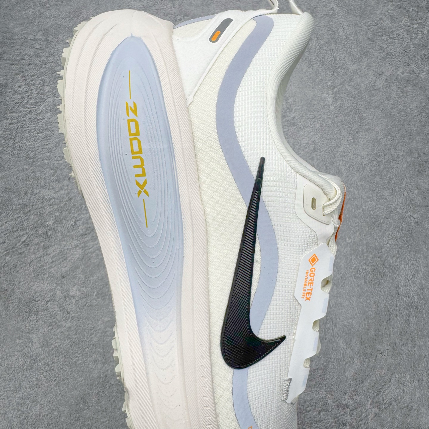 ＃QD纯原 Nike Air Zoom Vomero 18 GORE-TEX Pale Ivory Fo