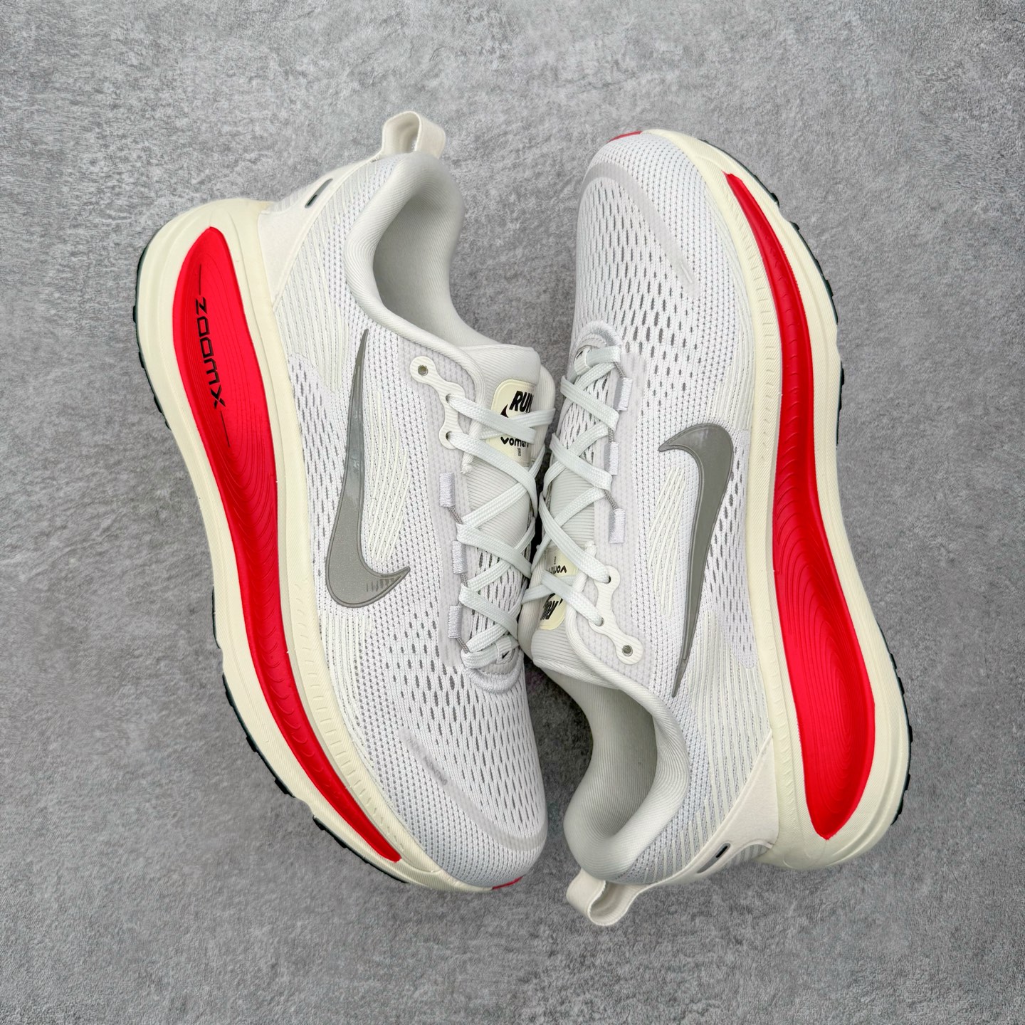 ＃QD纯原 Nike Air Zoom Vomero 18 Platinum Tint Siren Re