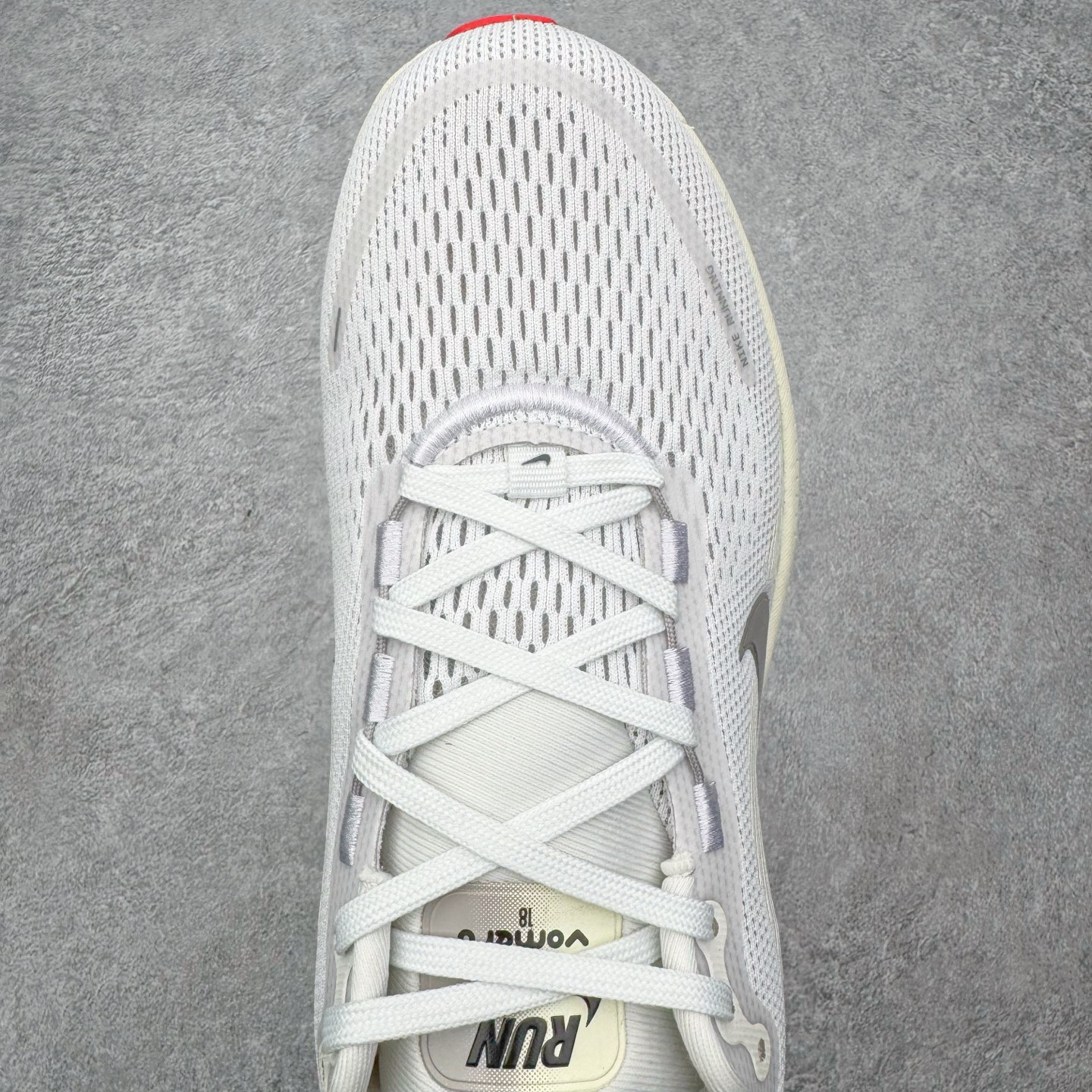 ＃QD纯原 Nike Air Zoom Vomero 18 Platinum Tint Siren Re