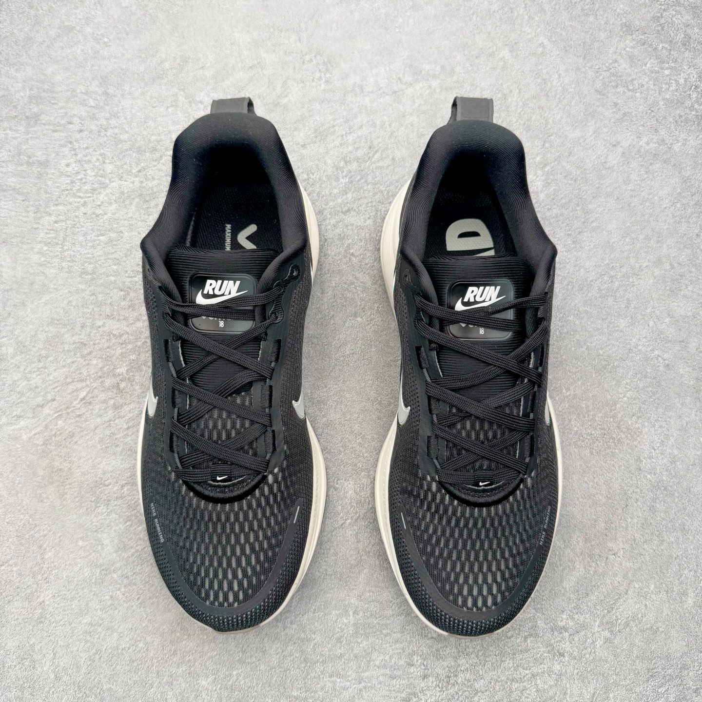 ＃QD纯原 Nike Air Zoom Vomero 18 Black Coconut Milk HM6