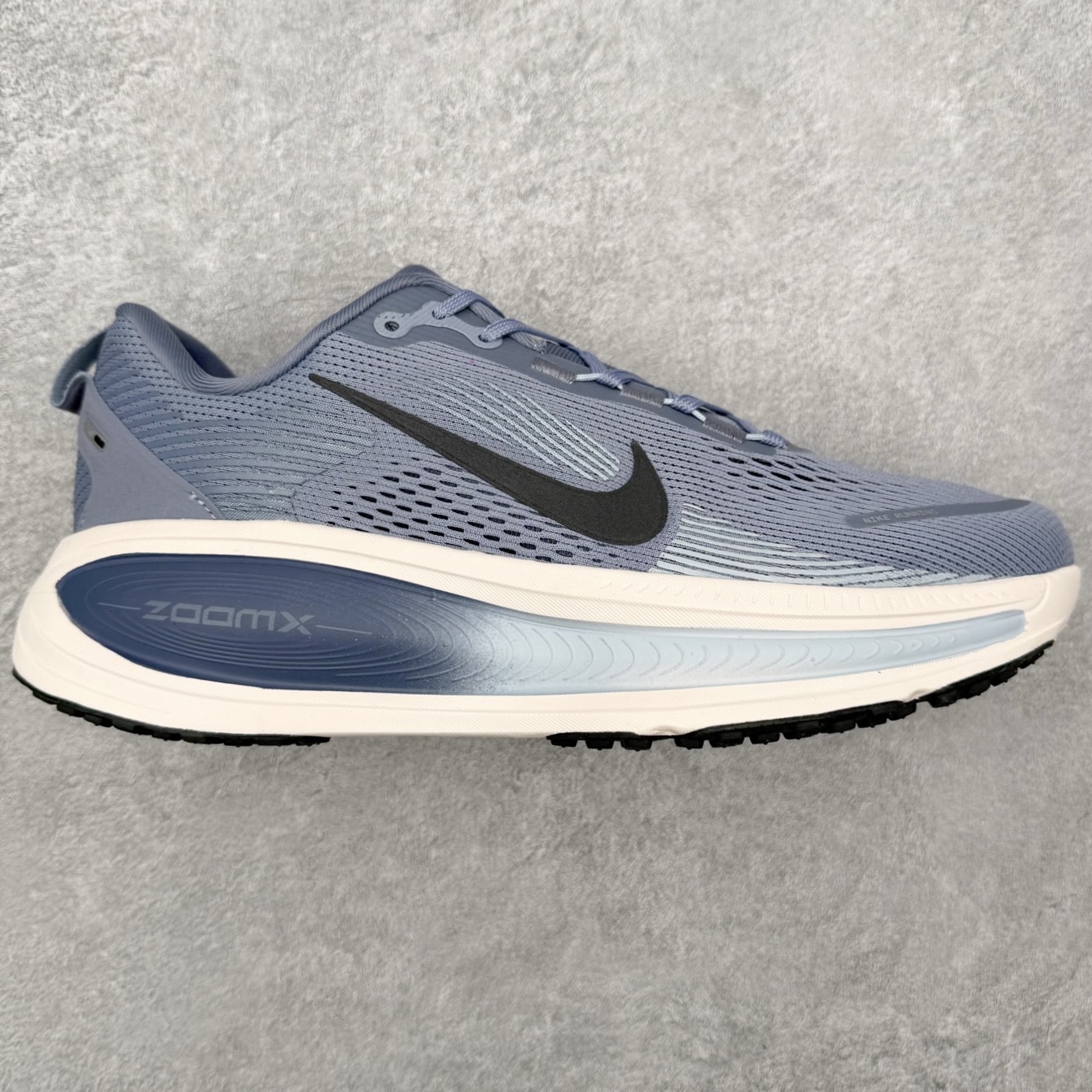 ＃QD纯原 Nike Air Zoom Vomero 18 Ashen Slate Diffused B