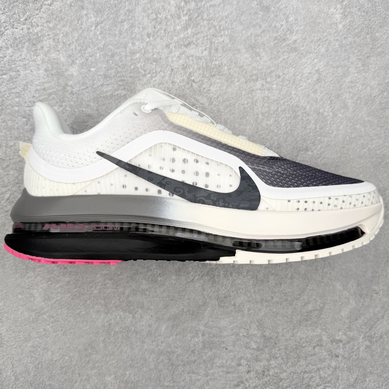 ＃纯原 Nike Pegasus Premium IQ1130-001 马年限定脱缰系列 专业竞速跑鞋 