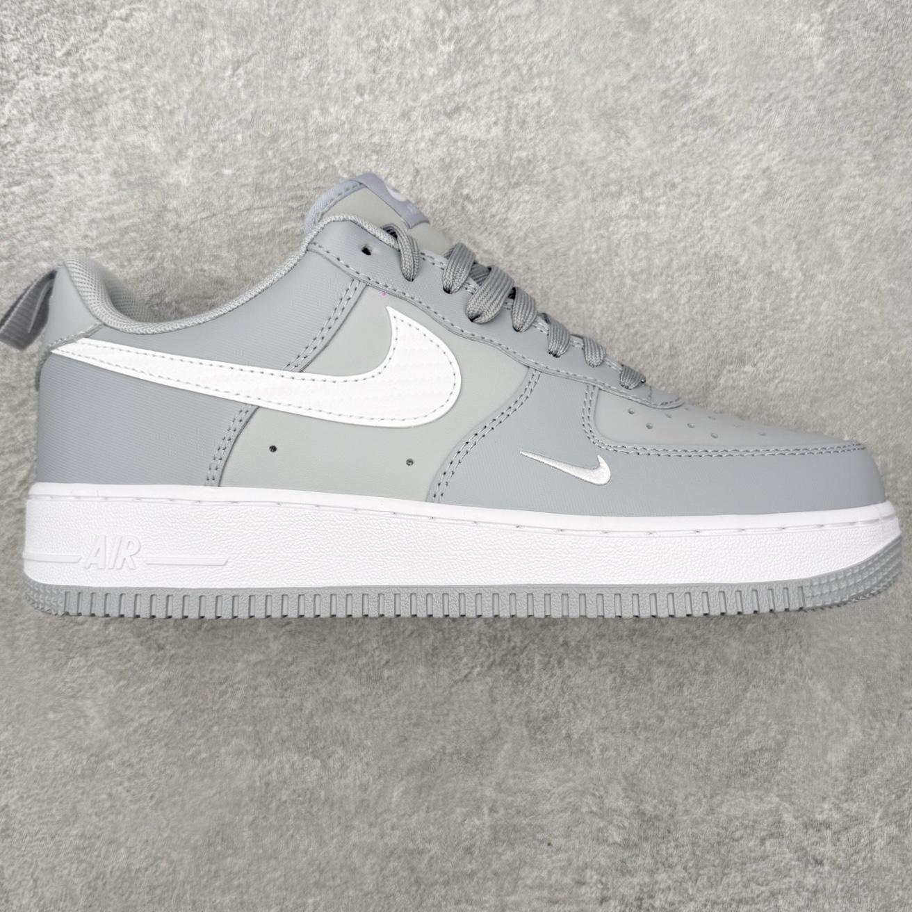 NK Air Force 1 Low 空军一号时尚舒适防滑耐磨低帮板鞋 IR5599-002 顶级批次 