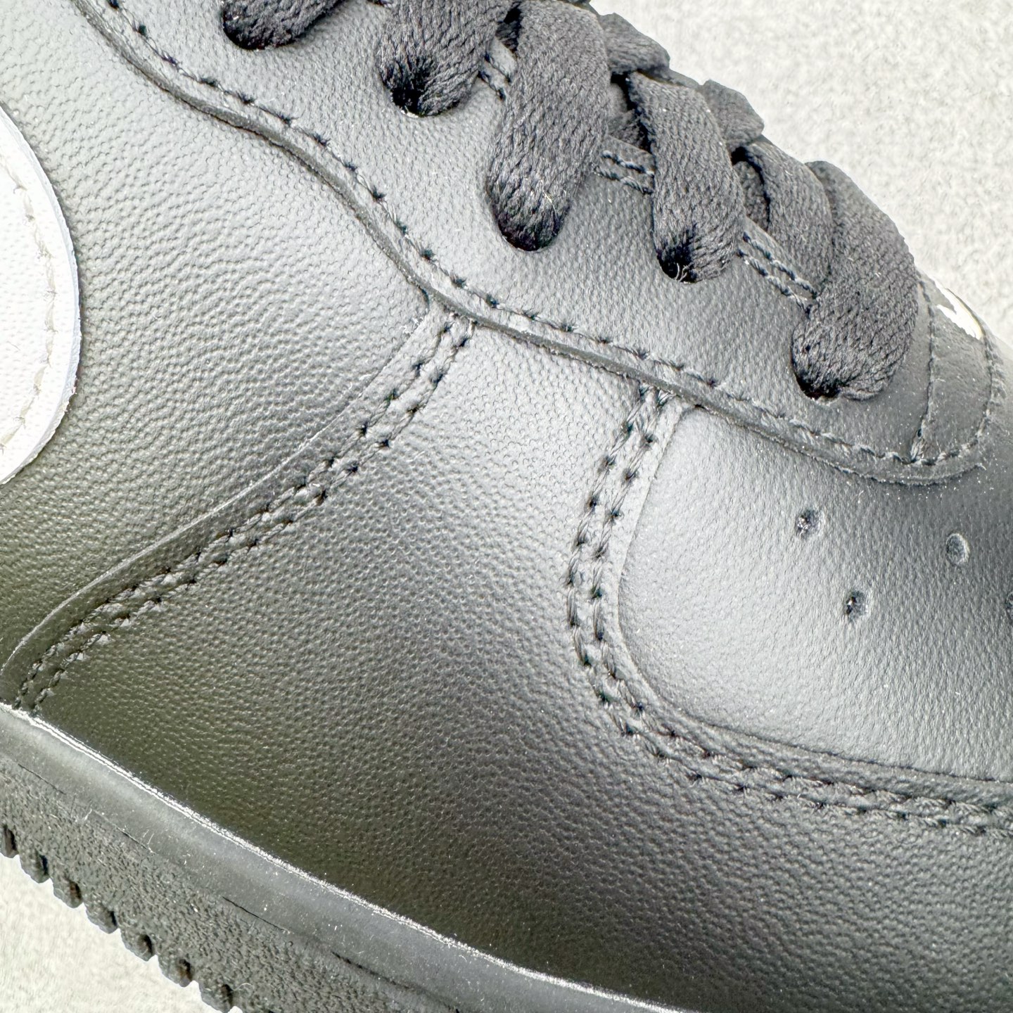 ＃ 专柜版 NK Air Force 1 Low '07 空军一号低帮经典板鞋 黑白 FZ0627-01