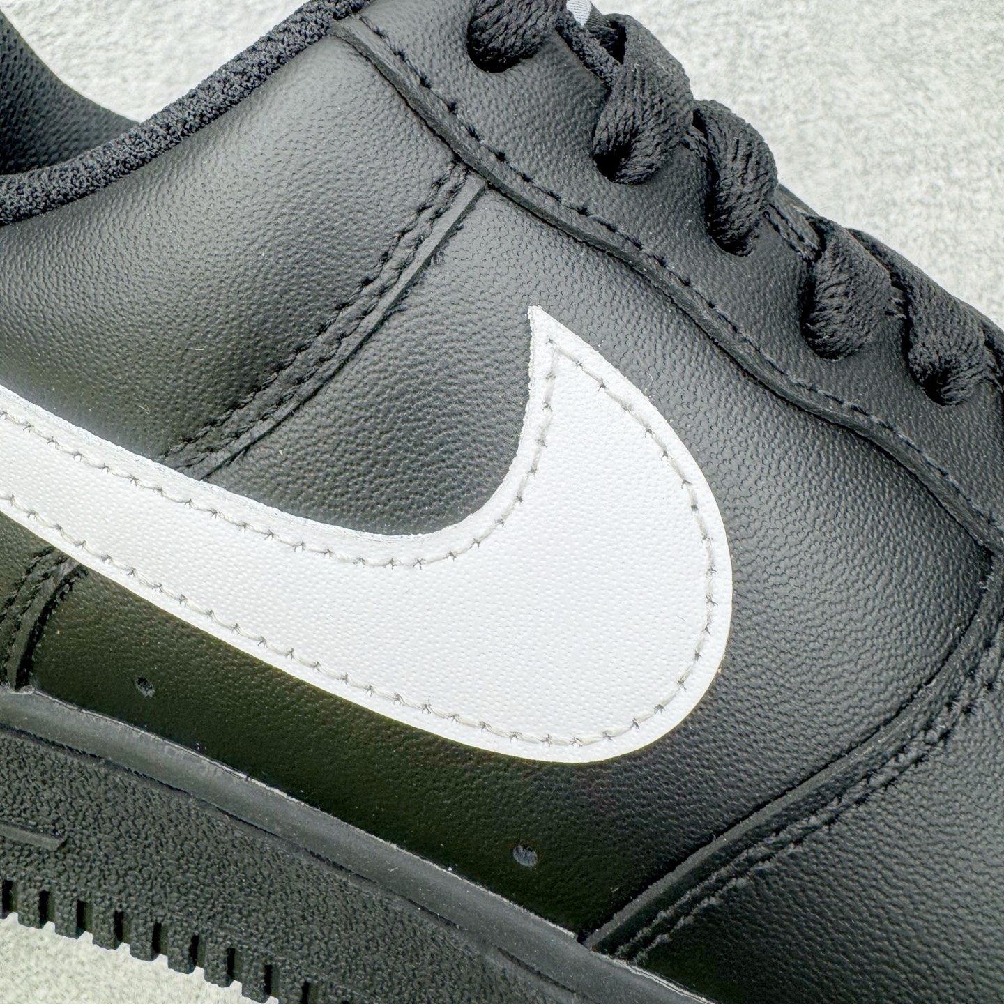 ＃ 专柜版 NK Air Force 1 Low '07 空军一号低帮经典板鞋 黑白 FZ0627-01