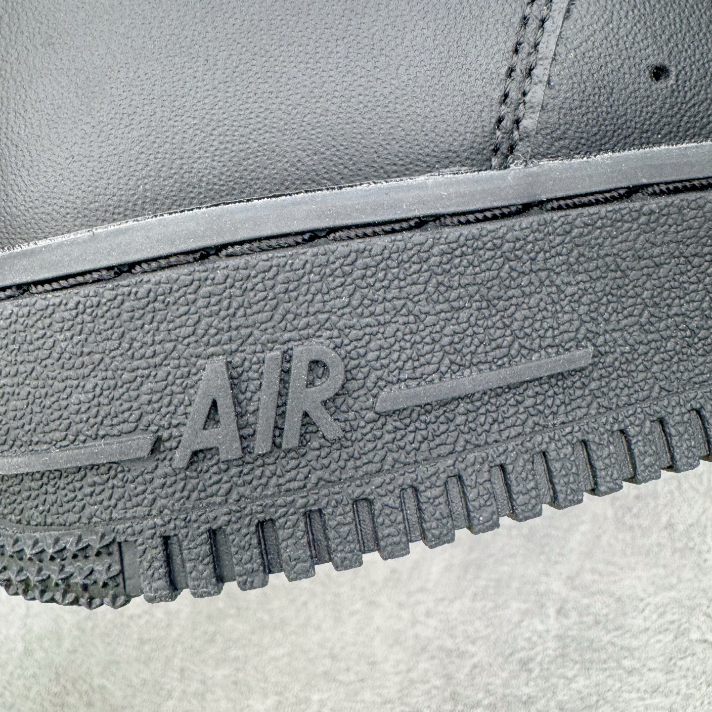 ＃ 专柜版 NK Air Force 1 Low '07 空军一号低帮经典板鞋 黑白 FZ0627-01