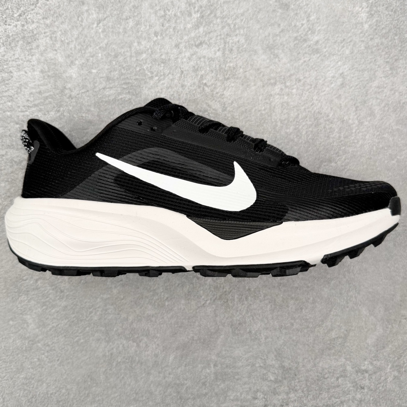 Nike ACG Pegasus Trail Black Summit White Anthracite