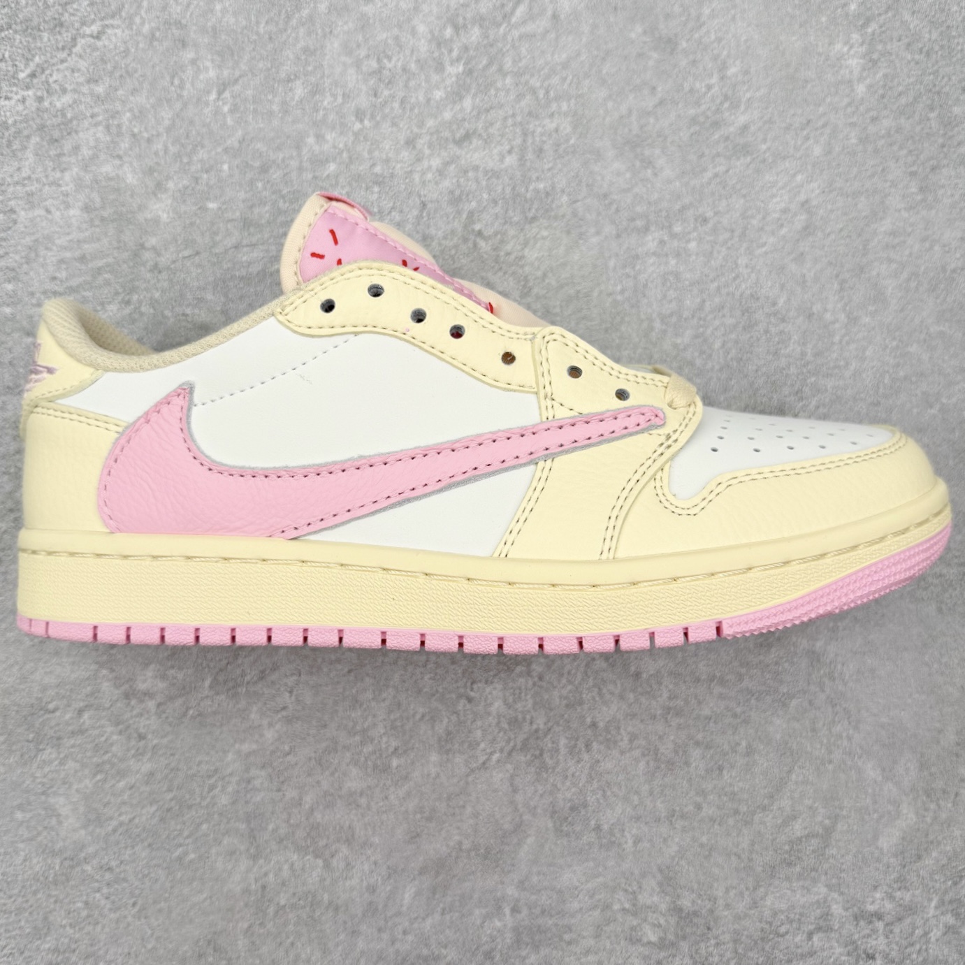 ＃特价福利‼️Travis Scott x Air Jordan 1 Low OG SP Sail Tr