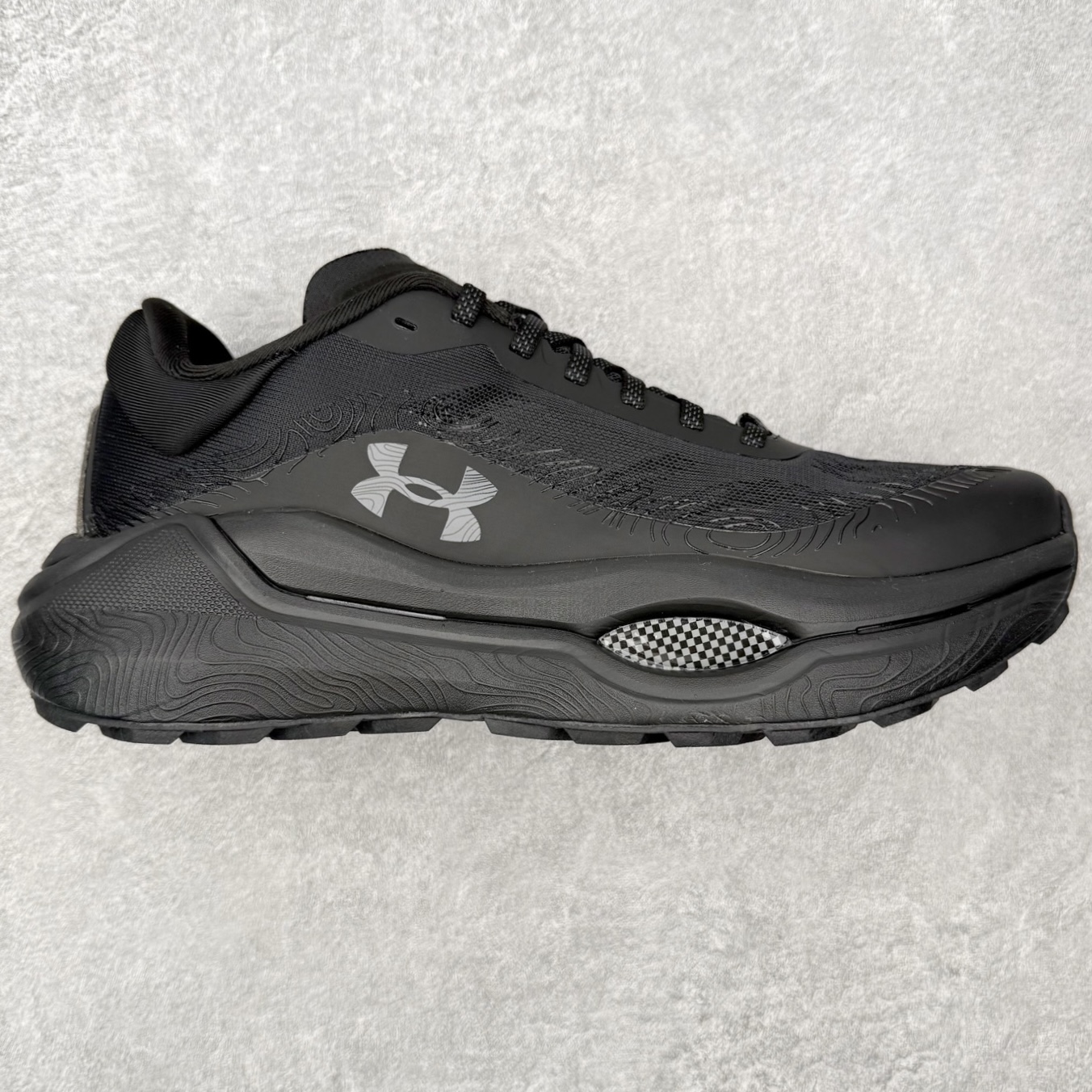 Under Armour UA安德玛户外运动舒适越野潮流耐磨防滑减震登山徒步鞋 品牌故事 Under A