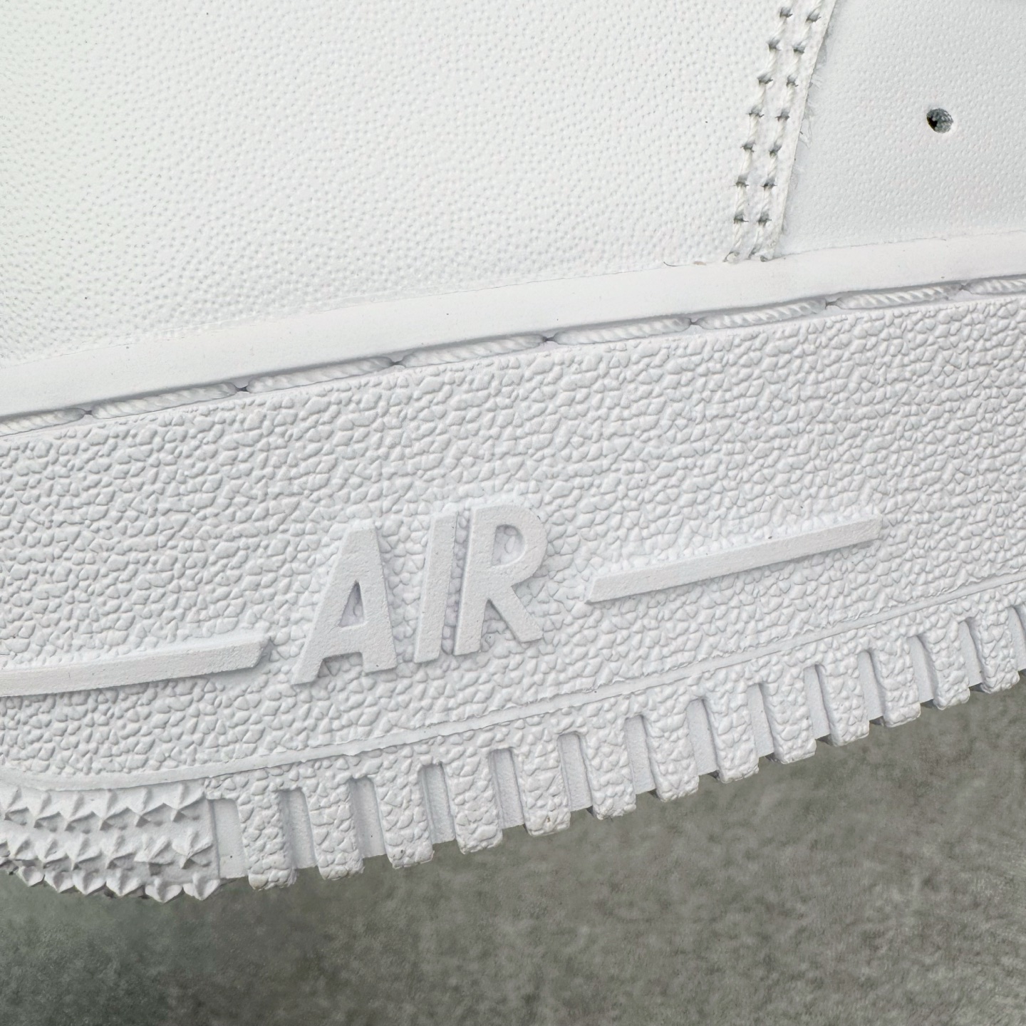 ＃专柜版 NK Air Force 1 Low '07 空军一号低帮经典板鞋 全白 CW2288-111