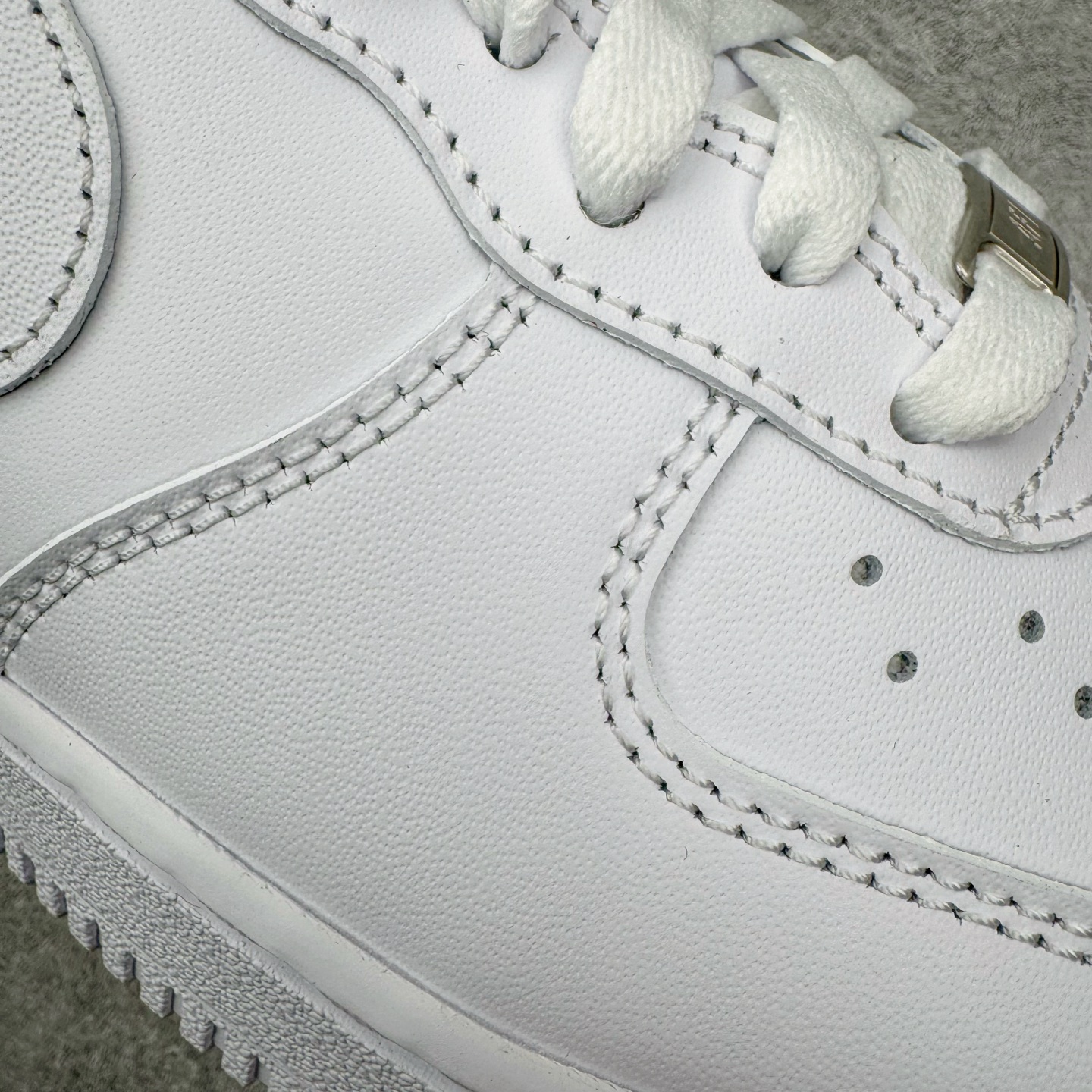 ＃专柜版 NK Air Force 1 Low '07 空军一号低帮经典板鞋 全白 CW2288-111