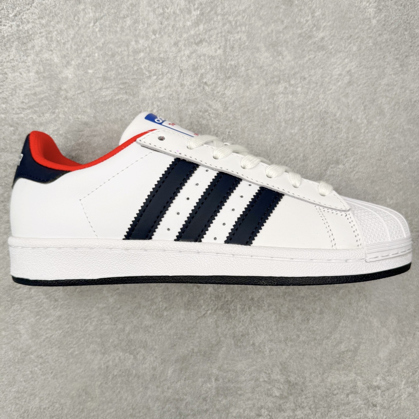 ＃HP虎扑清仓套现‼️AD Originals Superstar 经典复古贝壳头板鞋 圈内知名大厂出品